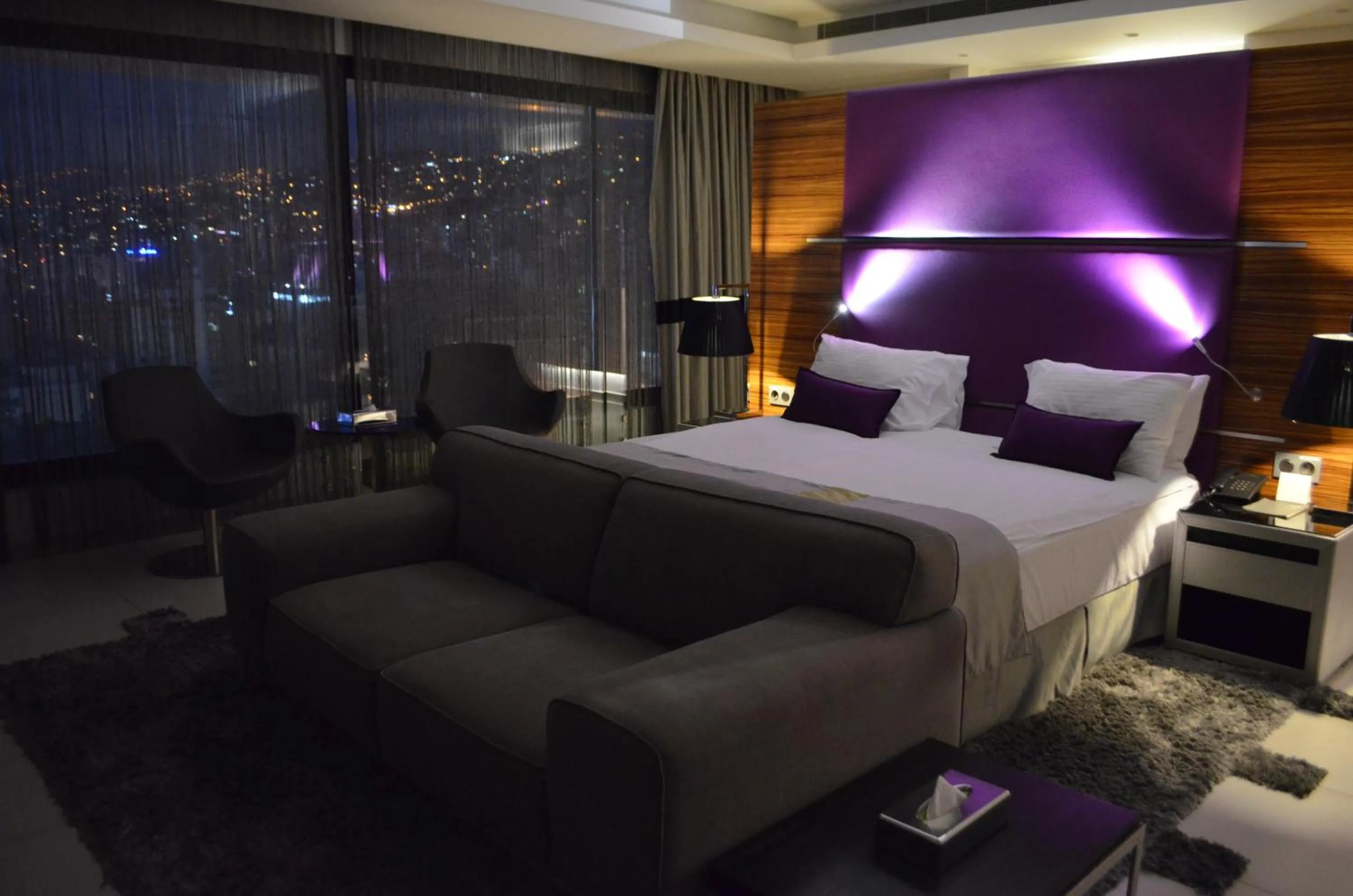 Bed in Warwick Stone 55 Hotel Beirut