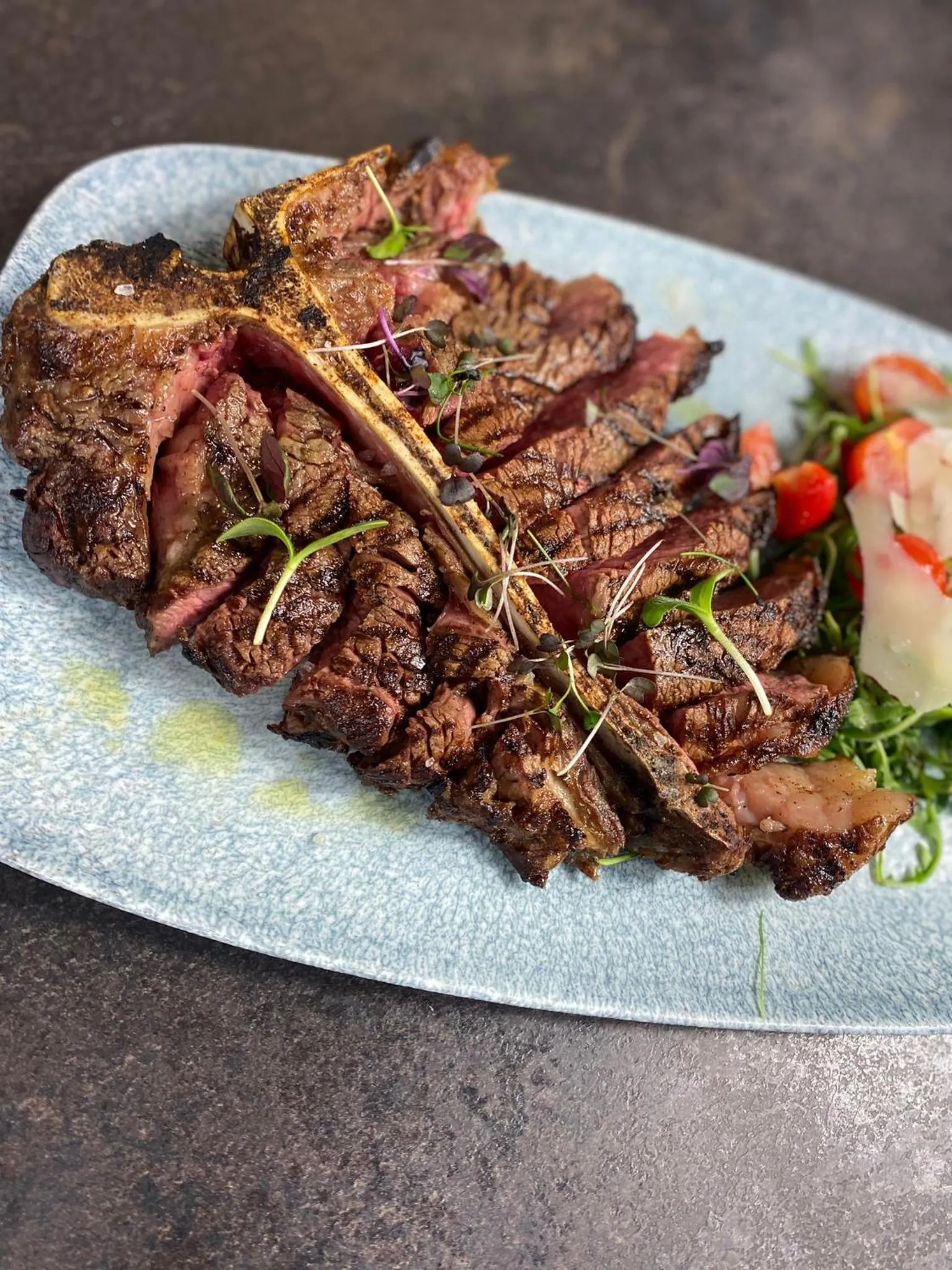 Restaurant/places to eat in Hotel Rango