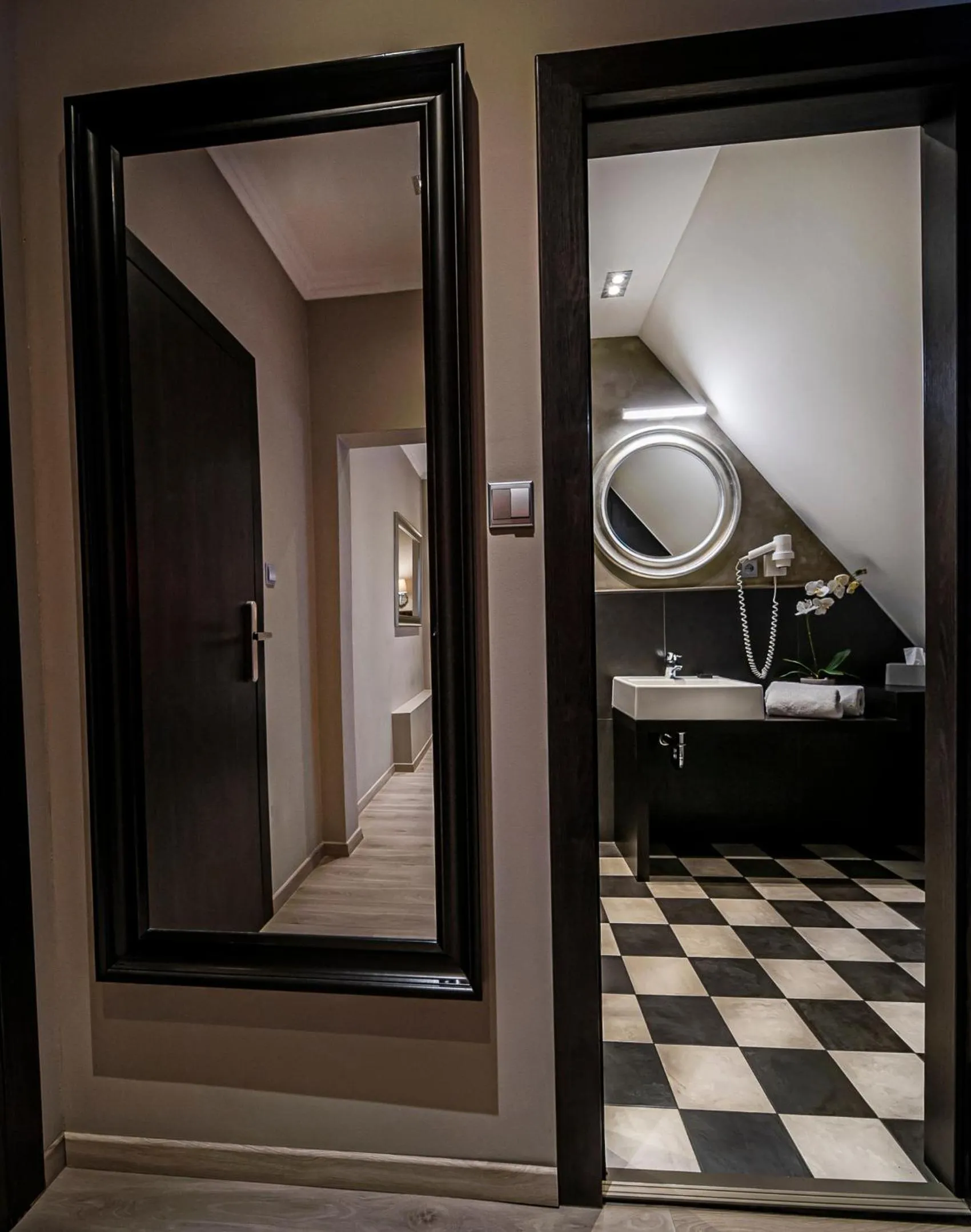 Photo of the whole room, Bed in Hotel Rango