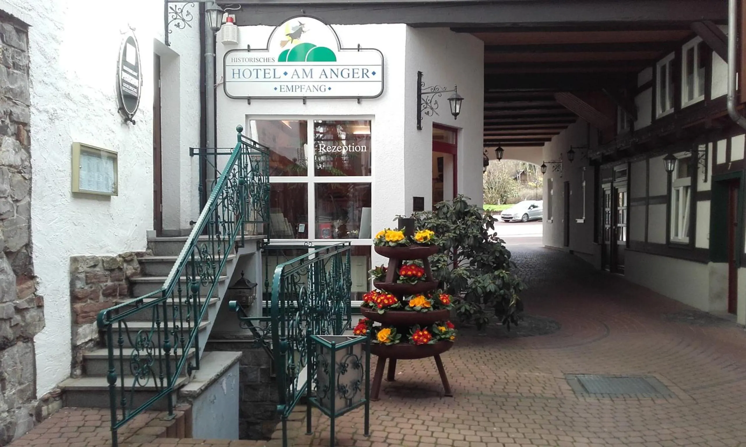 Restaurant/places to eat in Am Anger