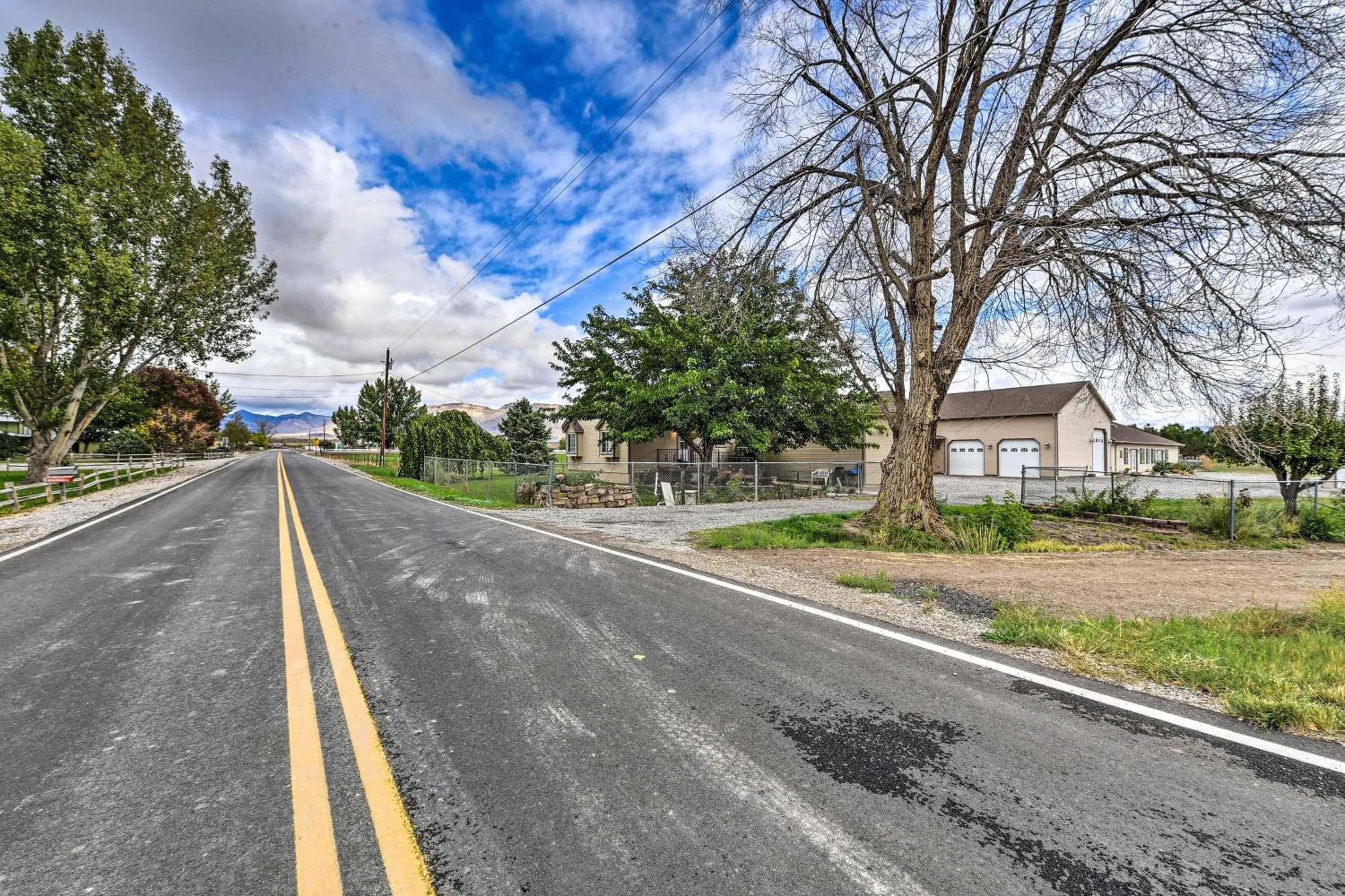 The Vineyard Country Farm Home at Grand Valley