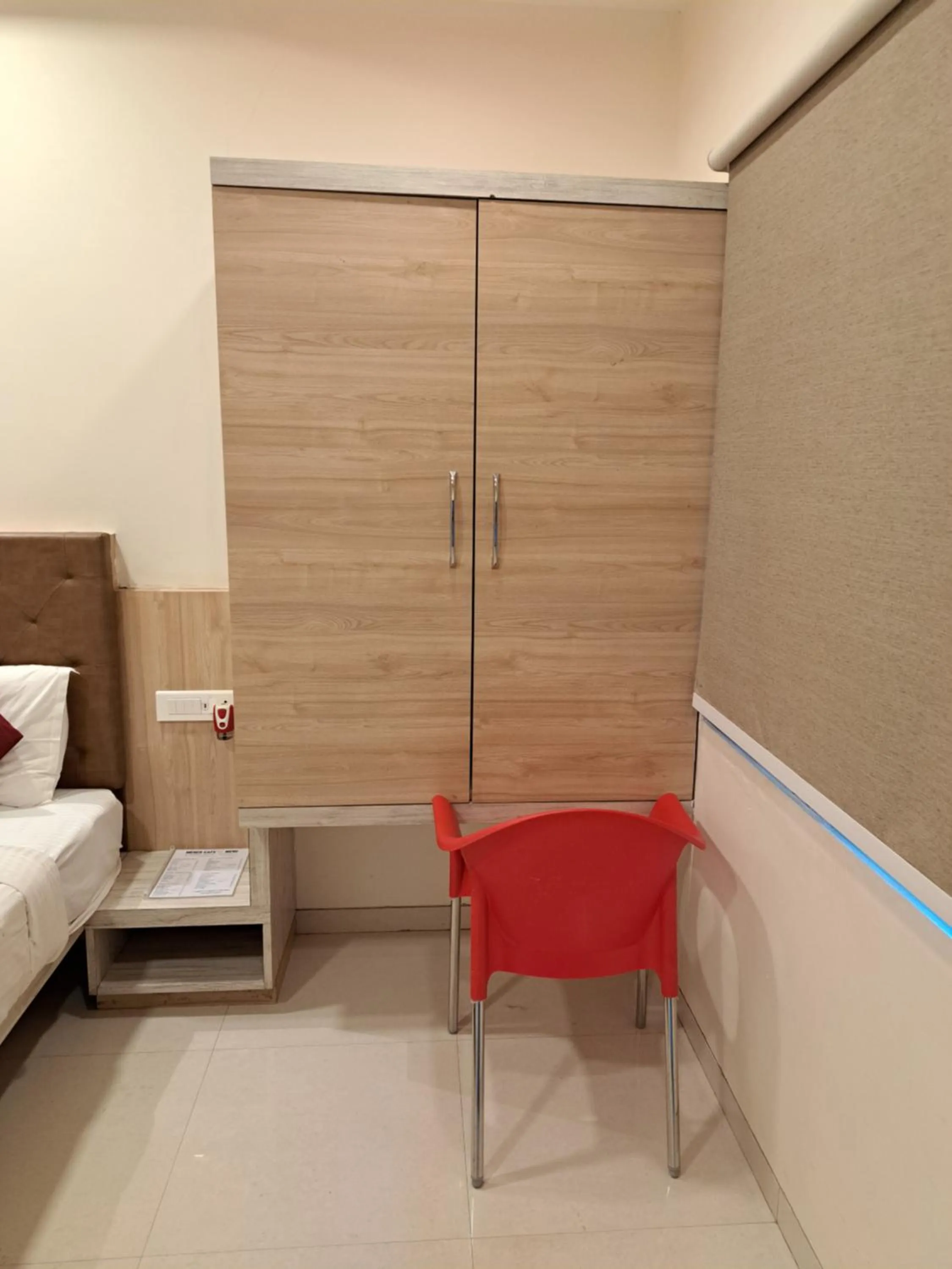 wardrobe in ONELLA REGENCY