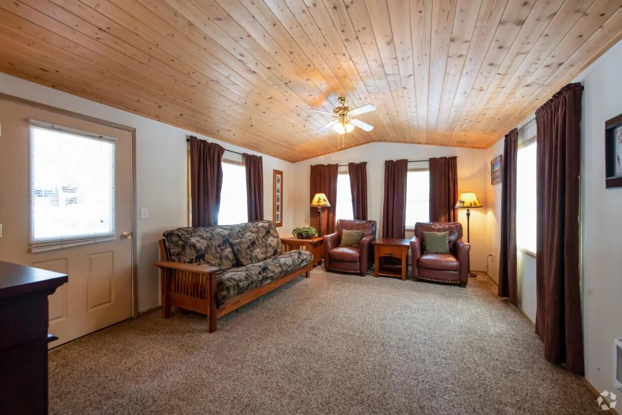 Willamette Pass Inn & Chalets