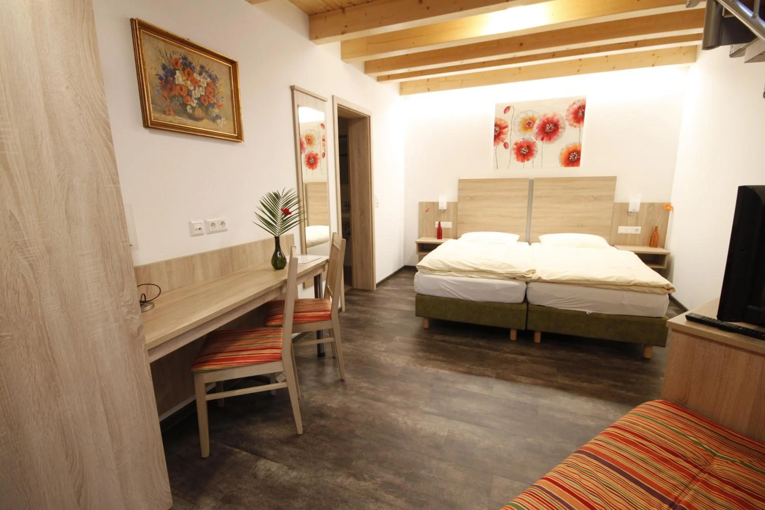 TV and multimedia, Bed in Am Treidelpfad