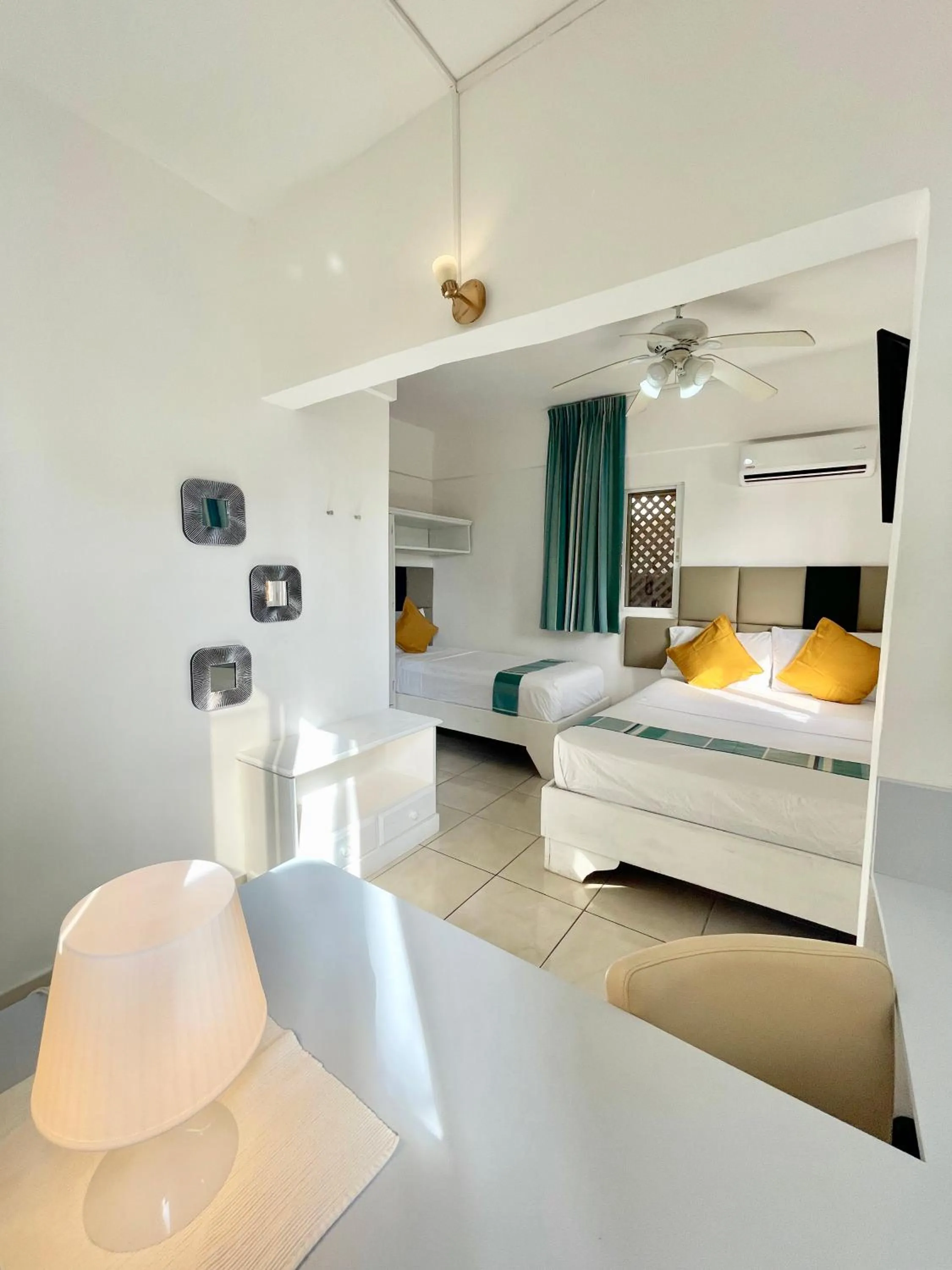 Bedroom, Bed in Villa Iguana