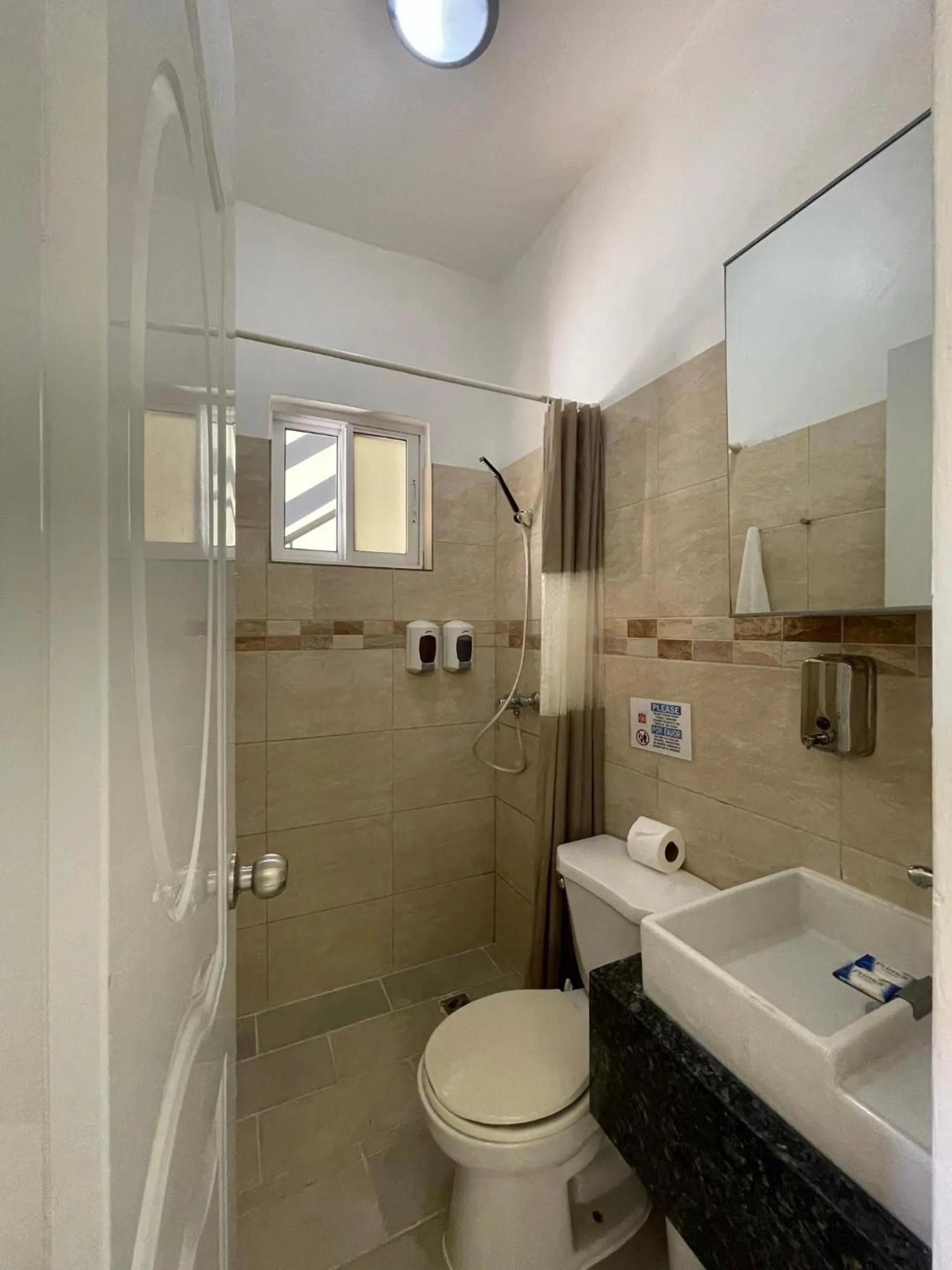 Bathroom in Villa Iguana