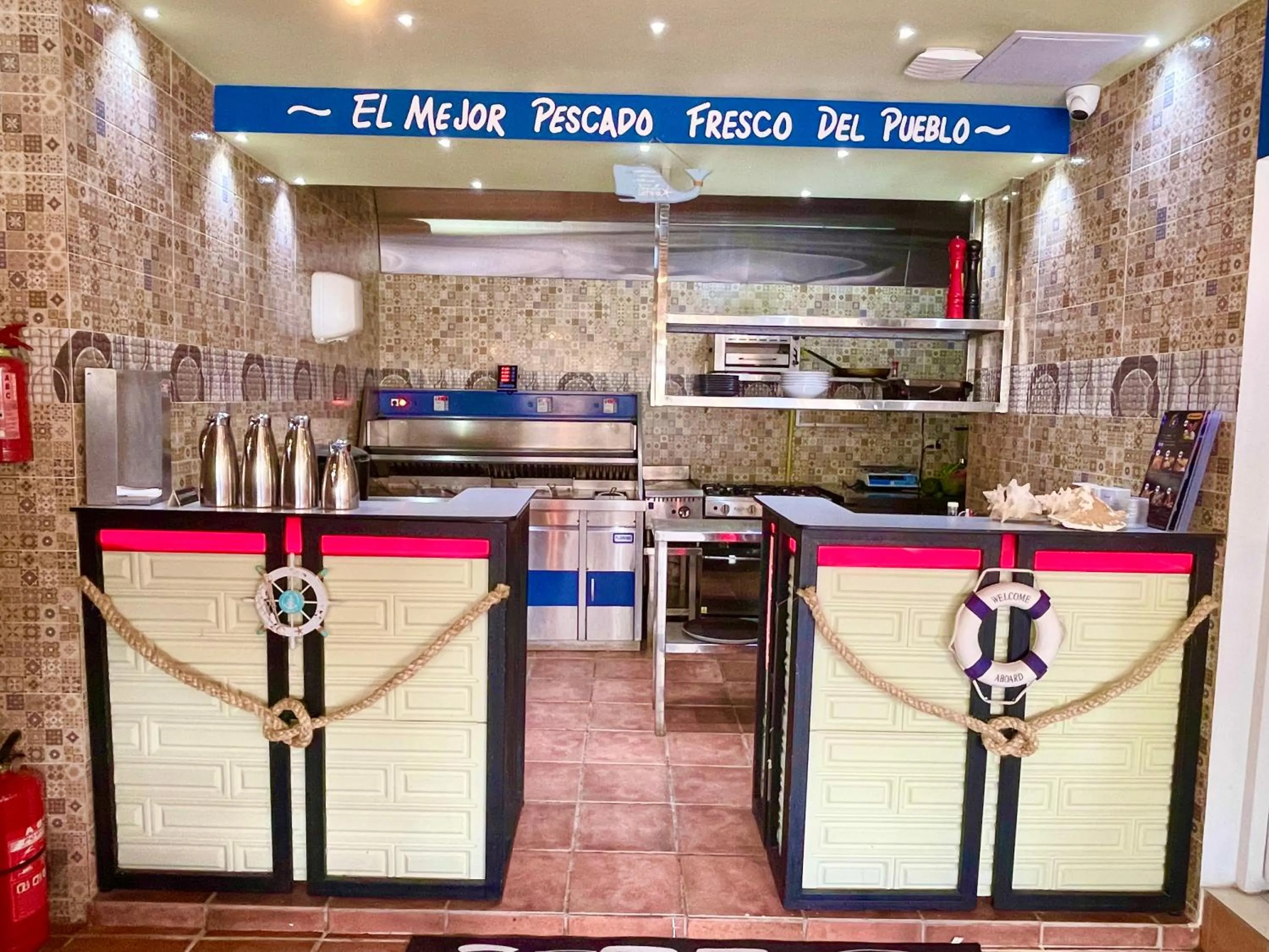 Restaurant/places to eat in Villa Iguana