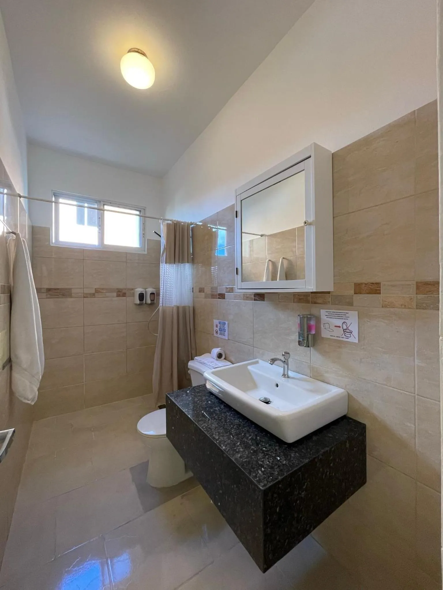 Bathroom in Villa Iguana