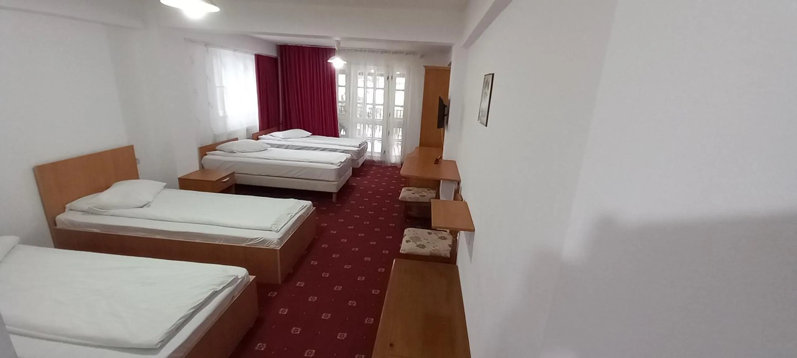 Bed in Mountain Breeze