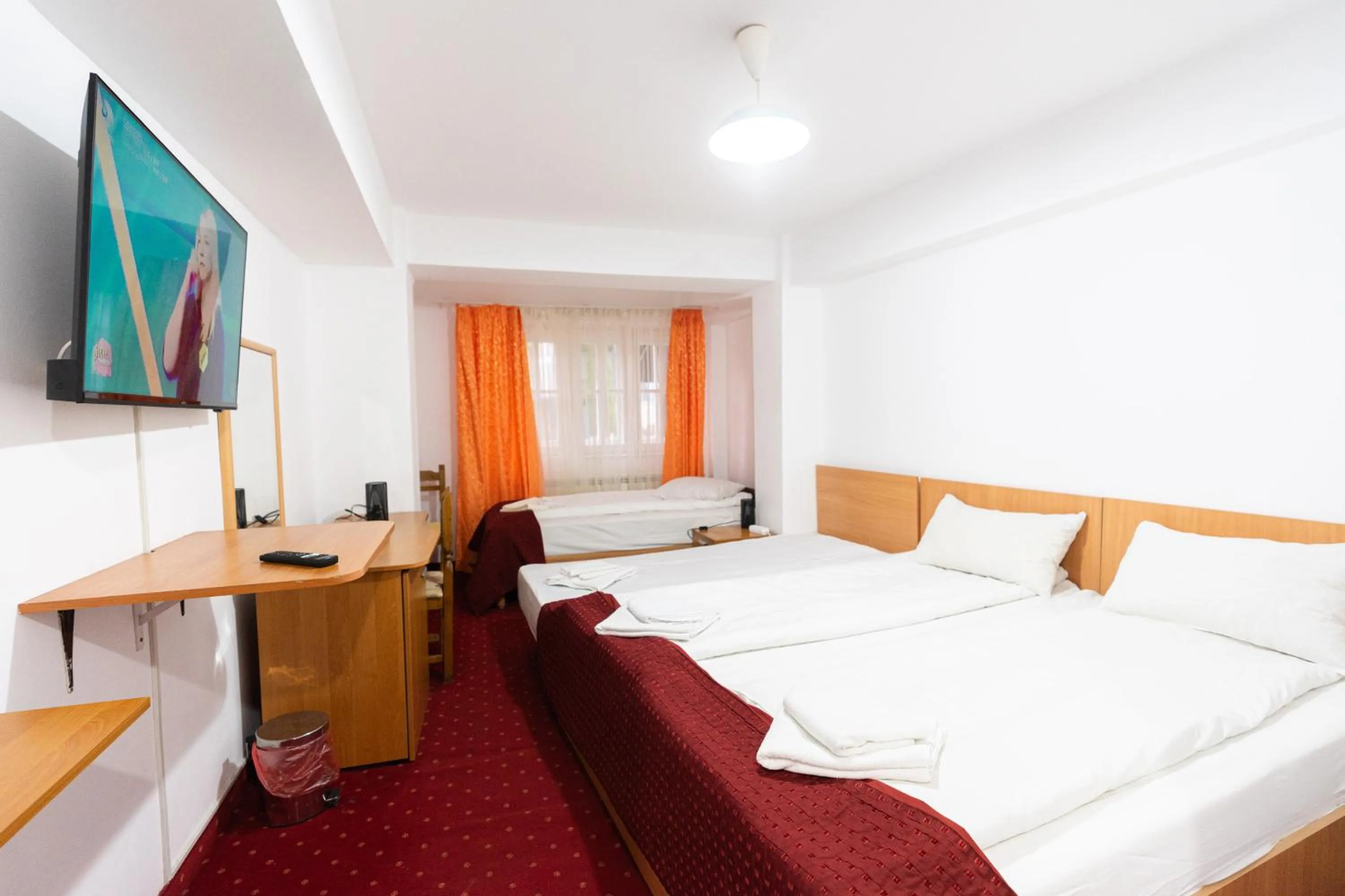 Bed in Mountain Breeze