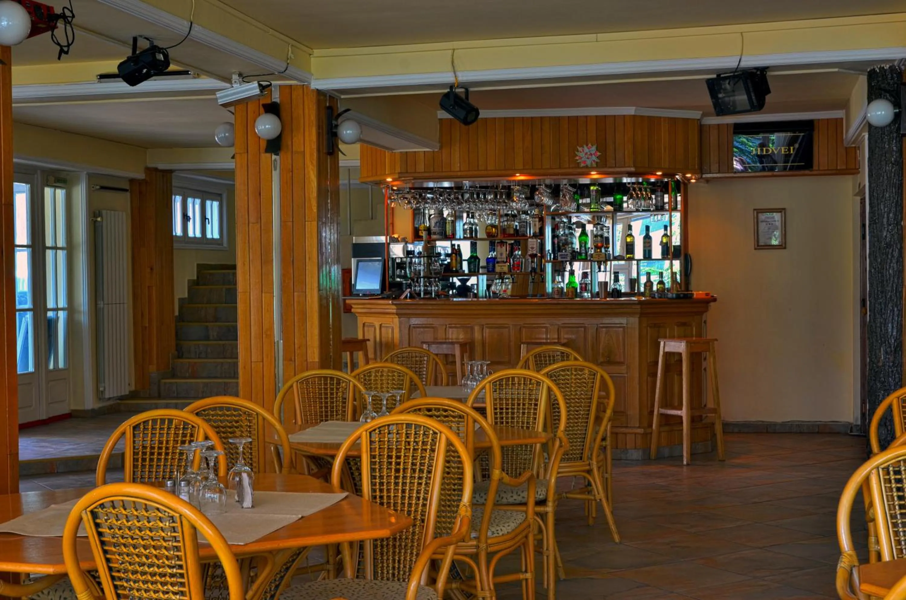 Lounge or bar in Mountain Breeze