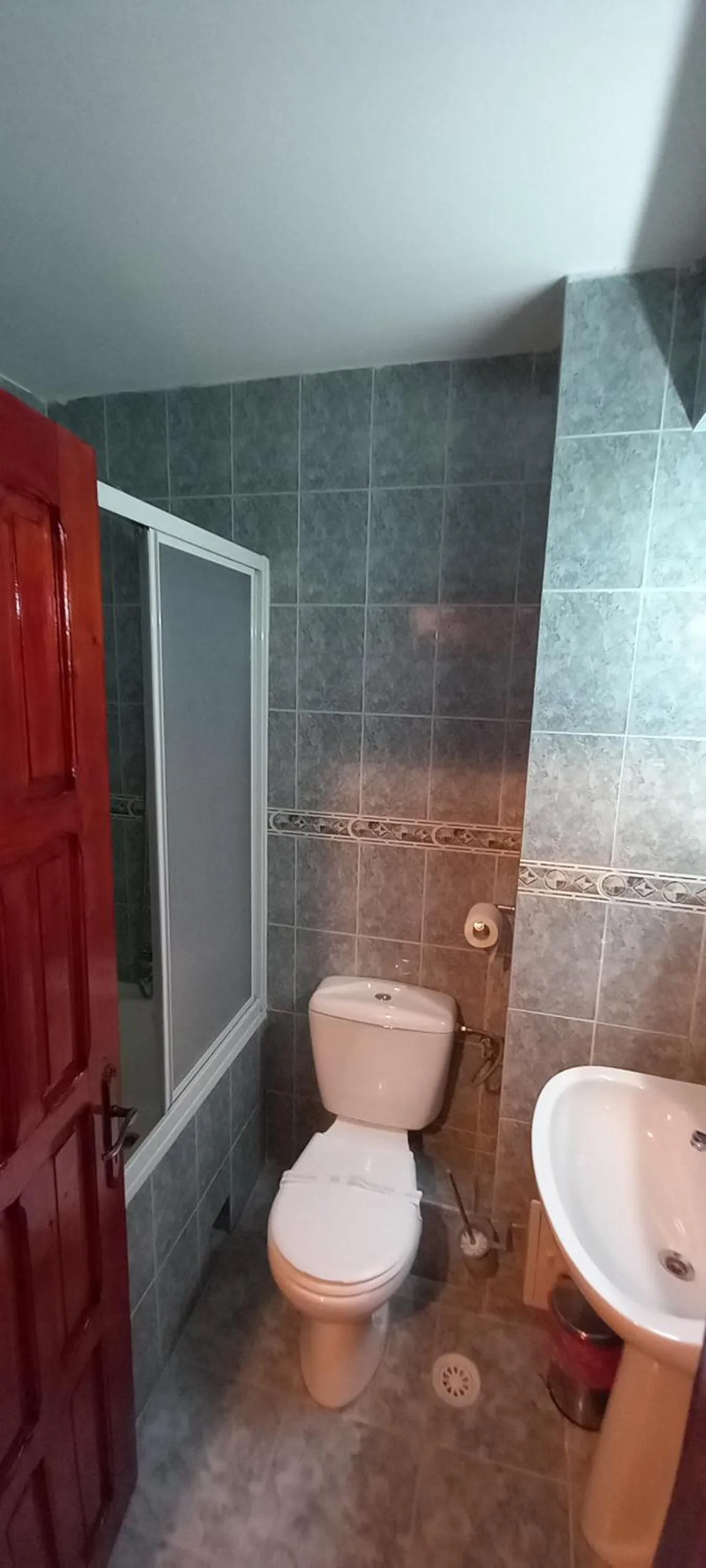 Bathroom in Mountain Breeze