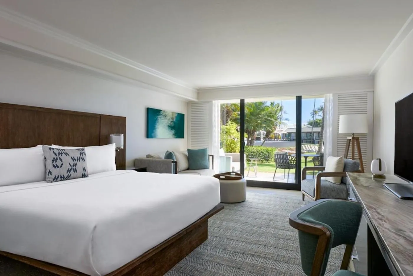 Guests, Bed in Wailea Beach Resort - Marriott, Maui