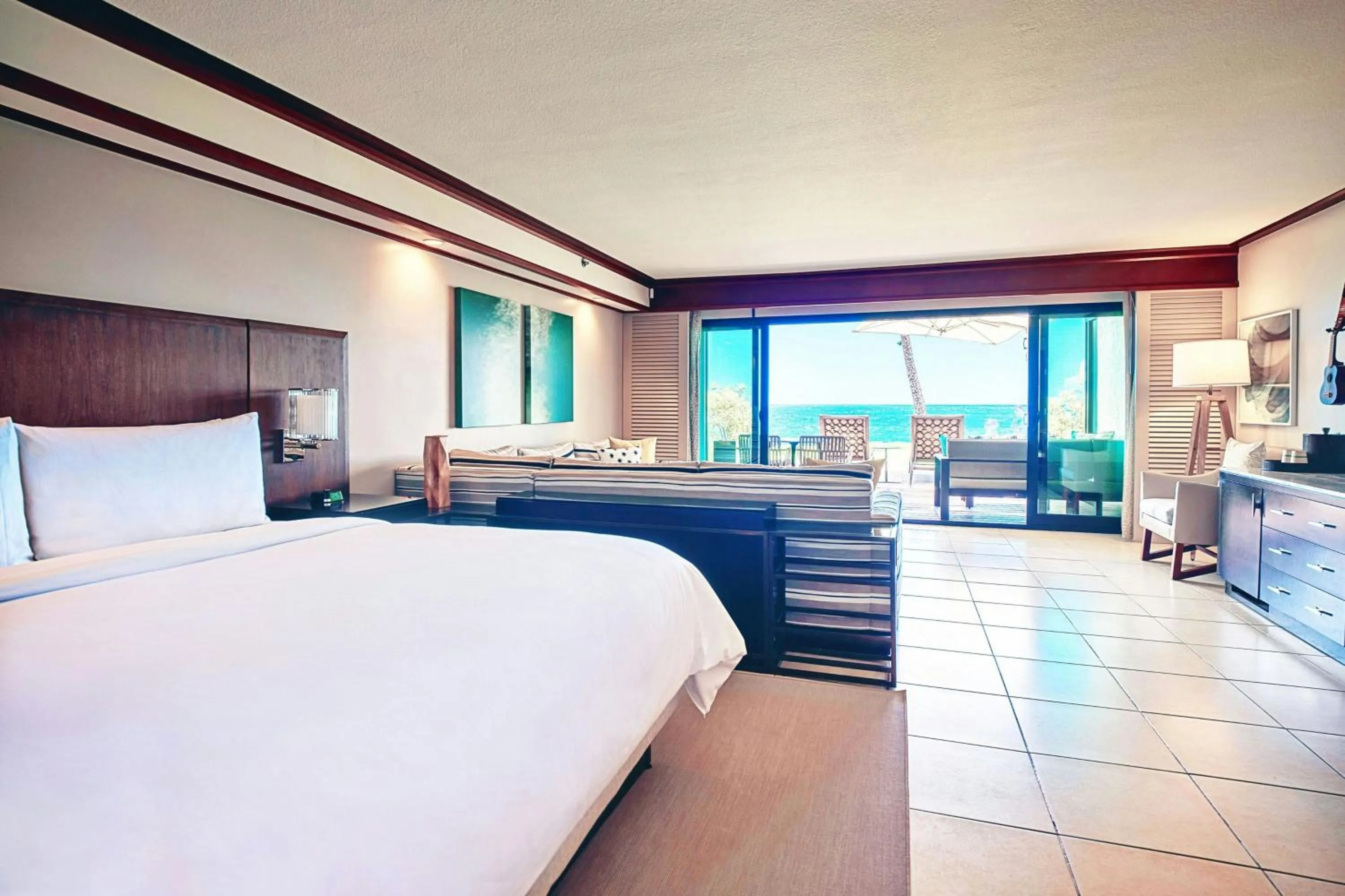 Photo of the whole room, Bed in Wailea Beach Resort - Marriott, Maui