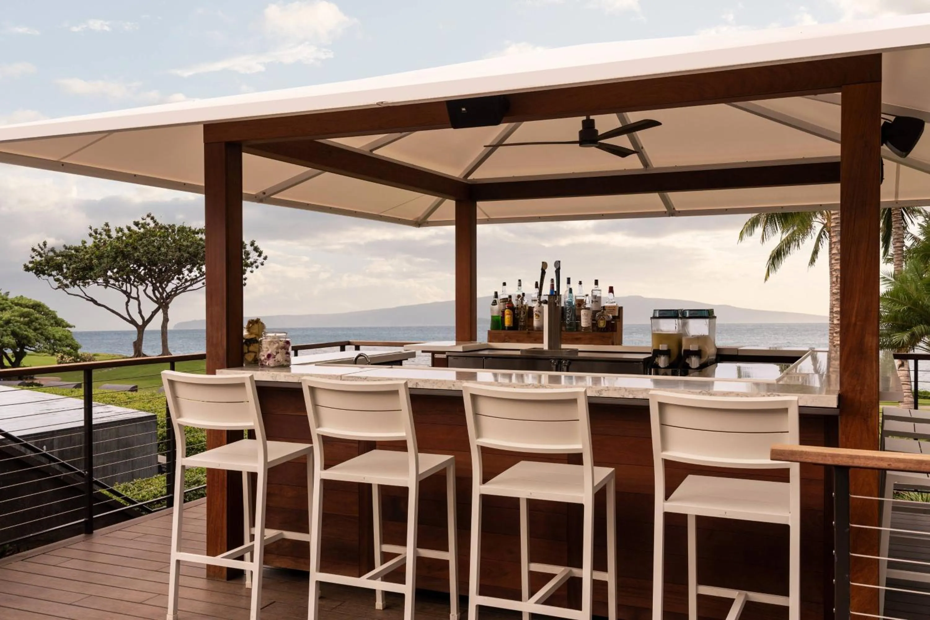 Lounge or bar in Wailea Beach Resort - Marriott, Maui