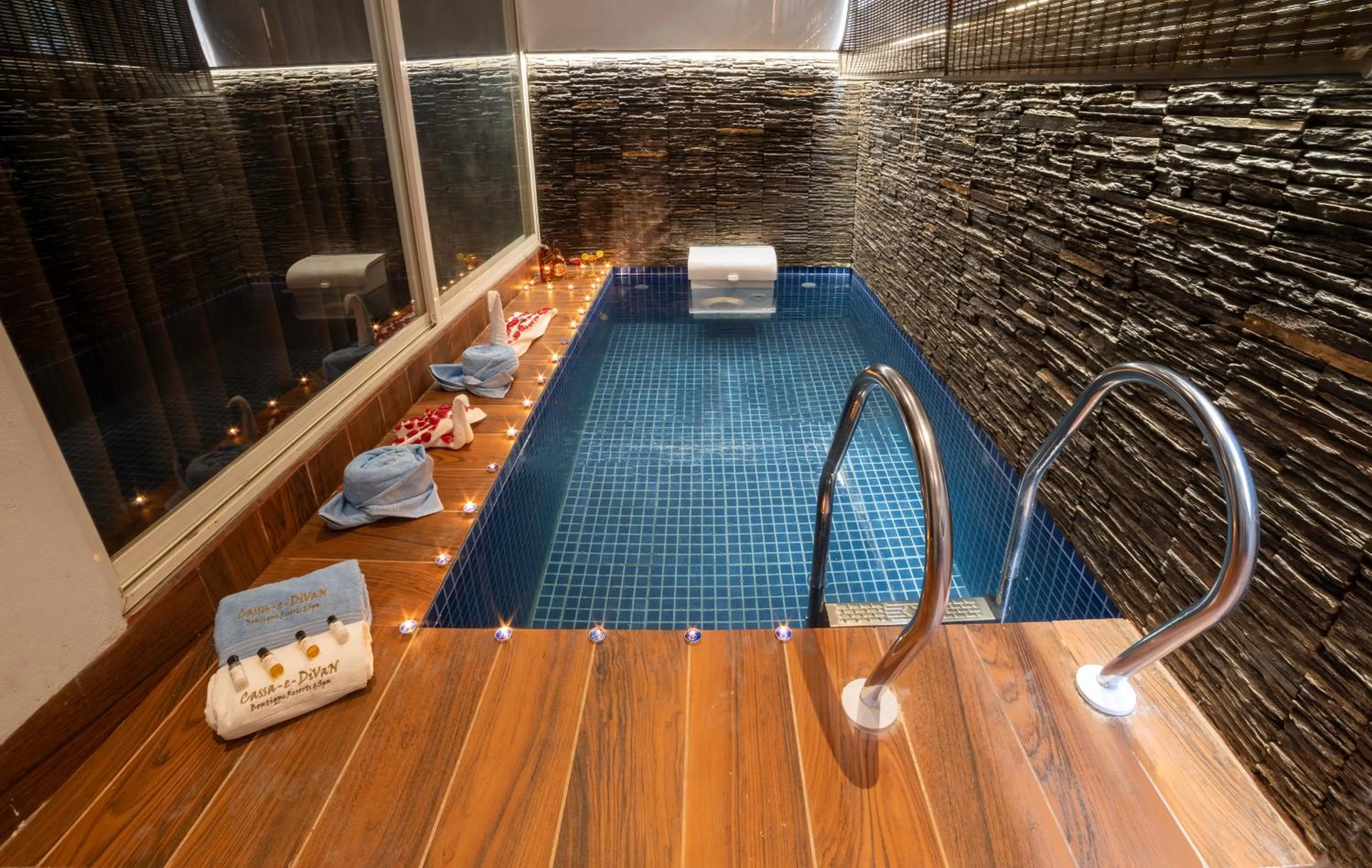 Seating area in Divan Clarks Inn Goa