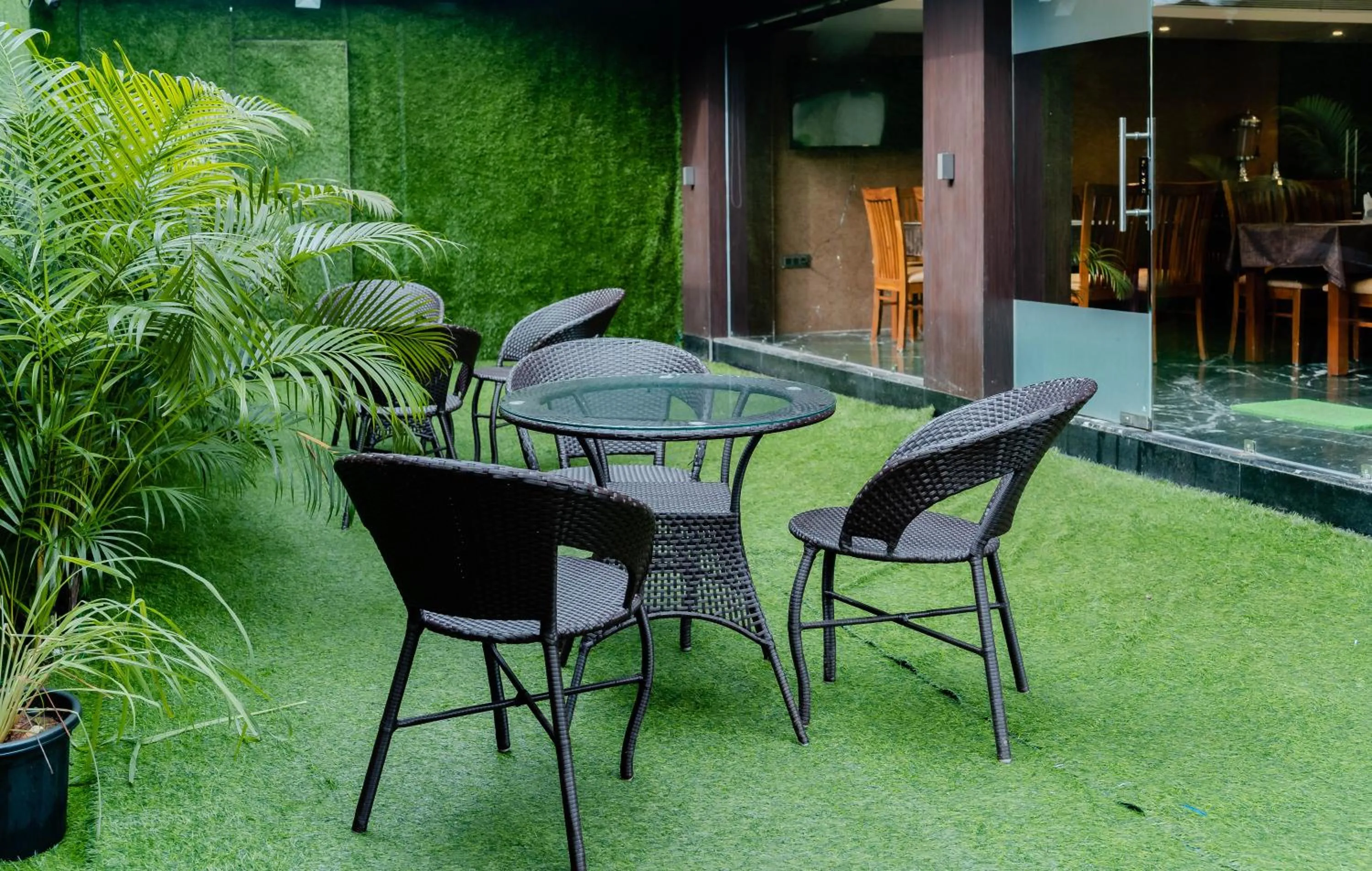 Seating area in Divan Clarks Inn Goa