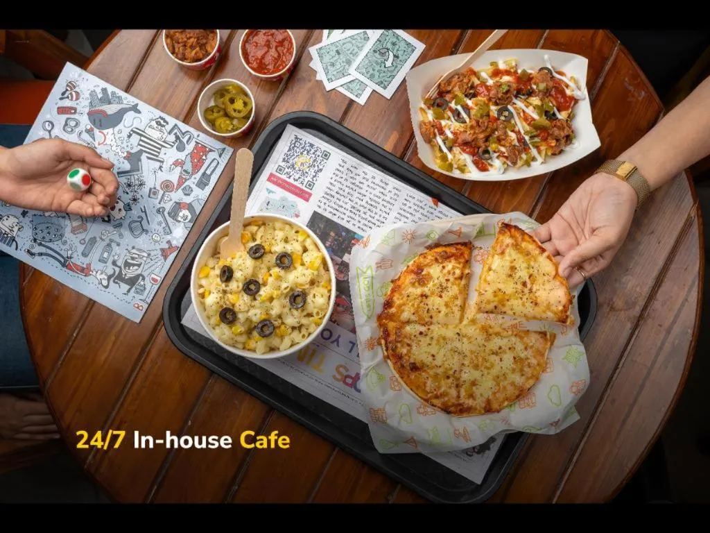 Food and drinks in goSTOPS Dehradun, Maldevta