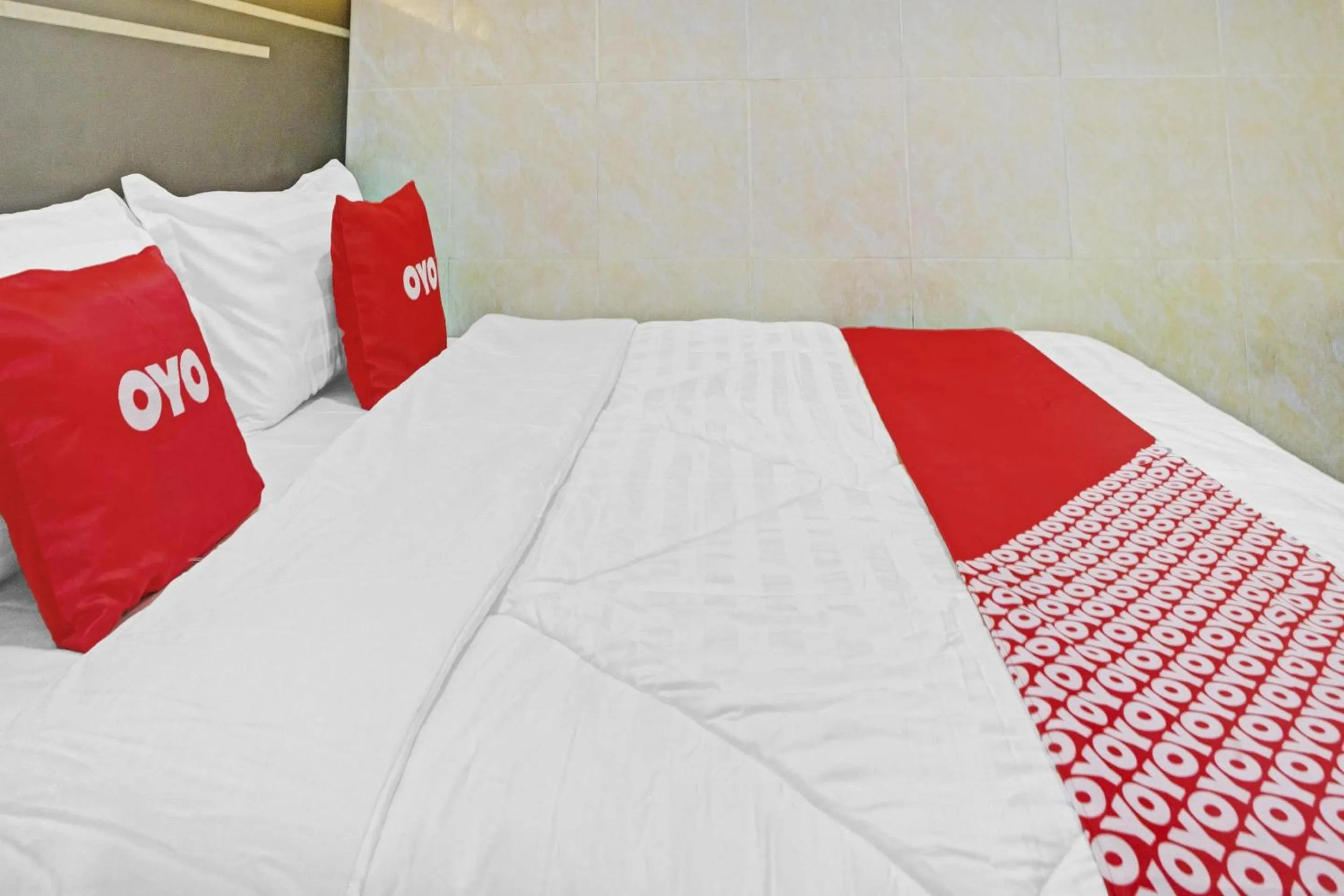 Bedroom, Bed in OYO Life 90737 Losmen Aini Syariah