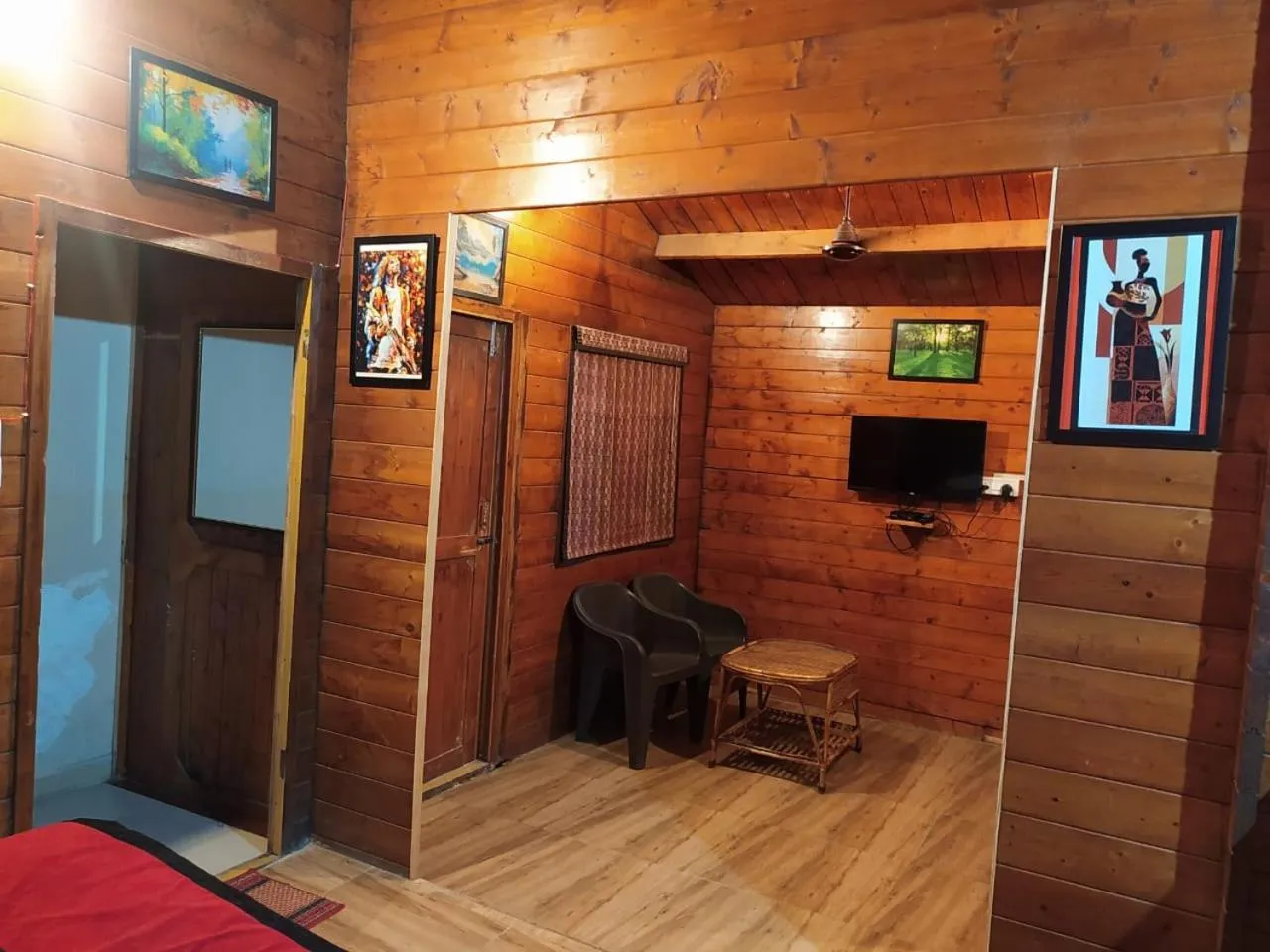 Living room in Vanasthali Jungle Resort Jim Corbett