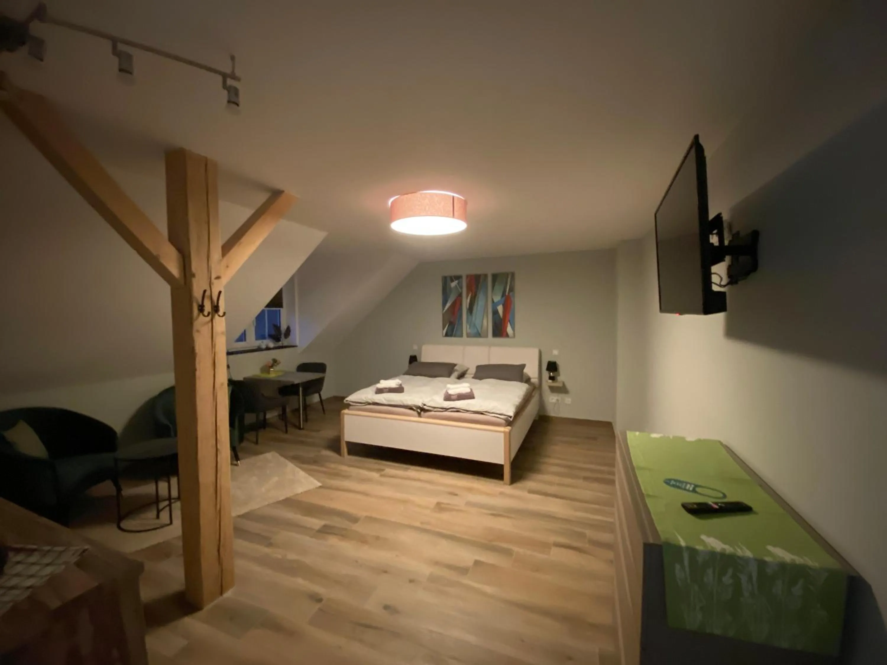 room service, Bed in Waldhotel Am Jäger