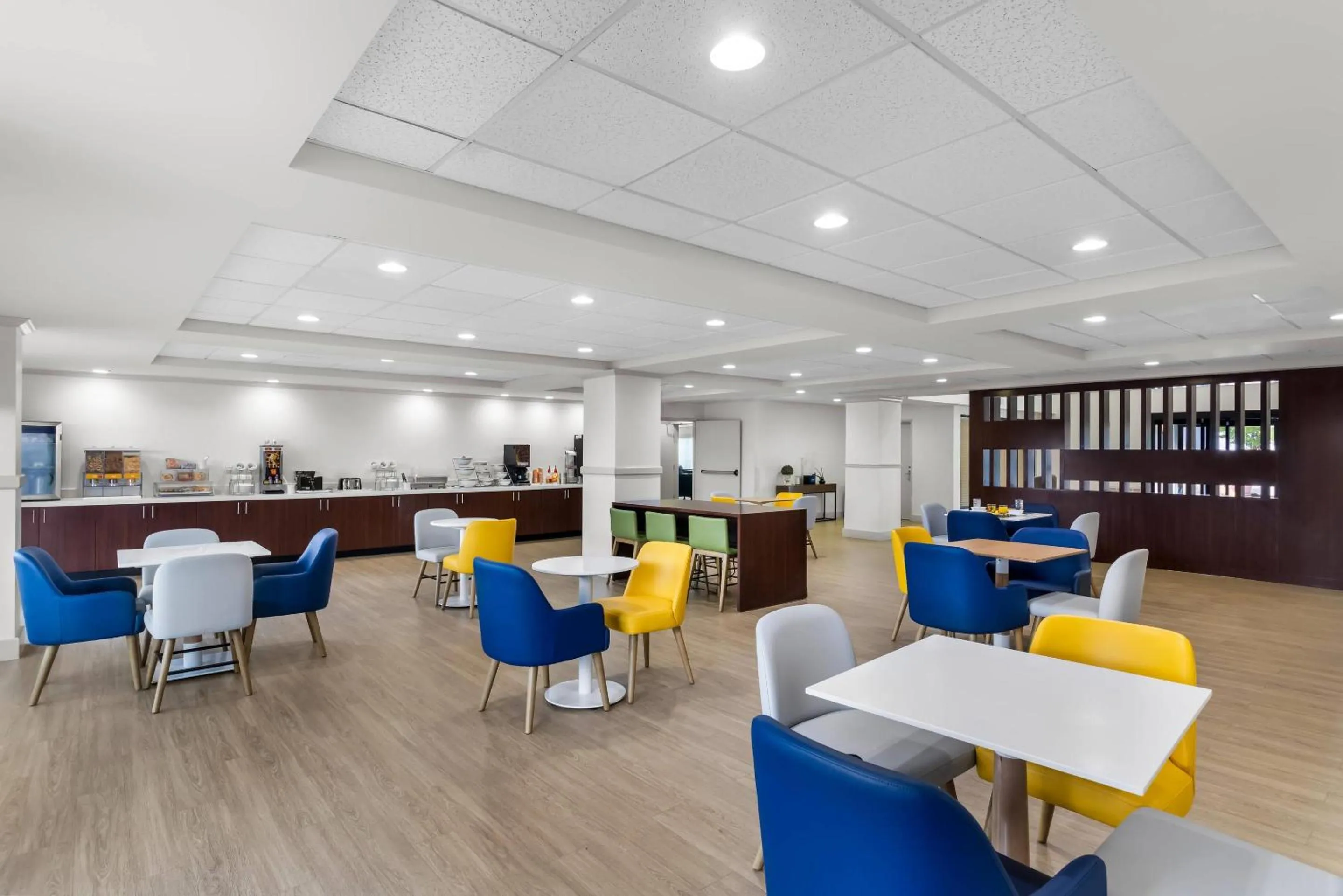 Breakfast in Comfort Suites Austin Airport