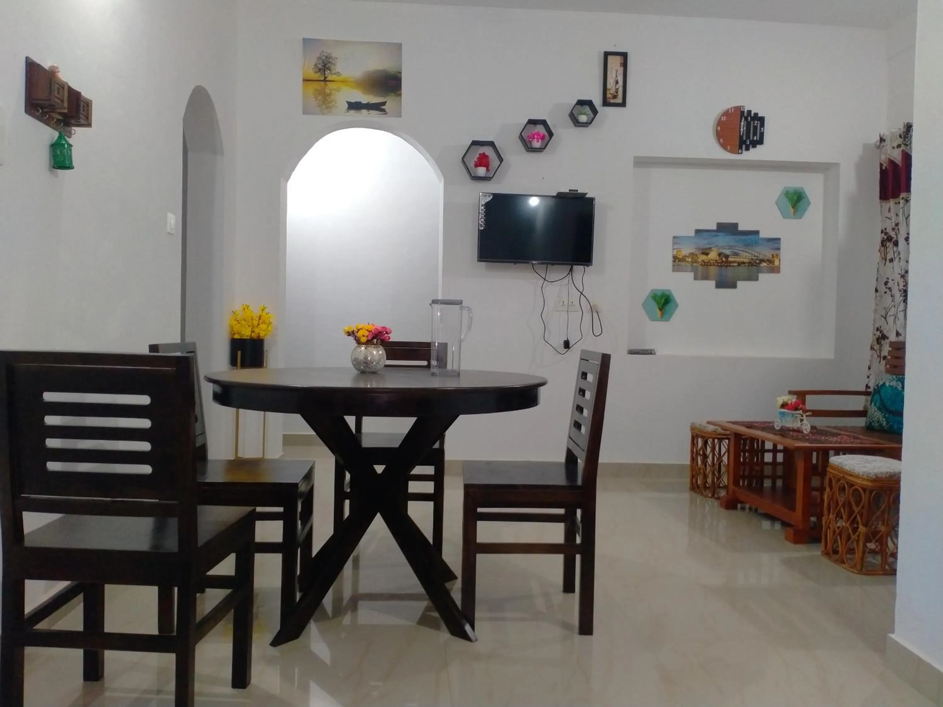 Communal lounge/ TV room in Bethel Service Villa, Mananthavady, Wayanad