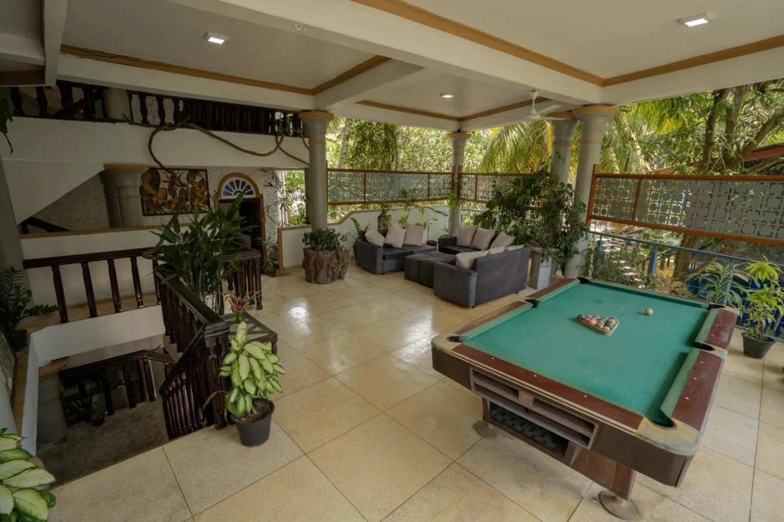 Property building in Manidi Villa