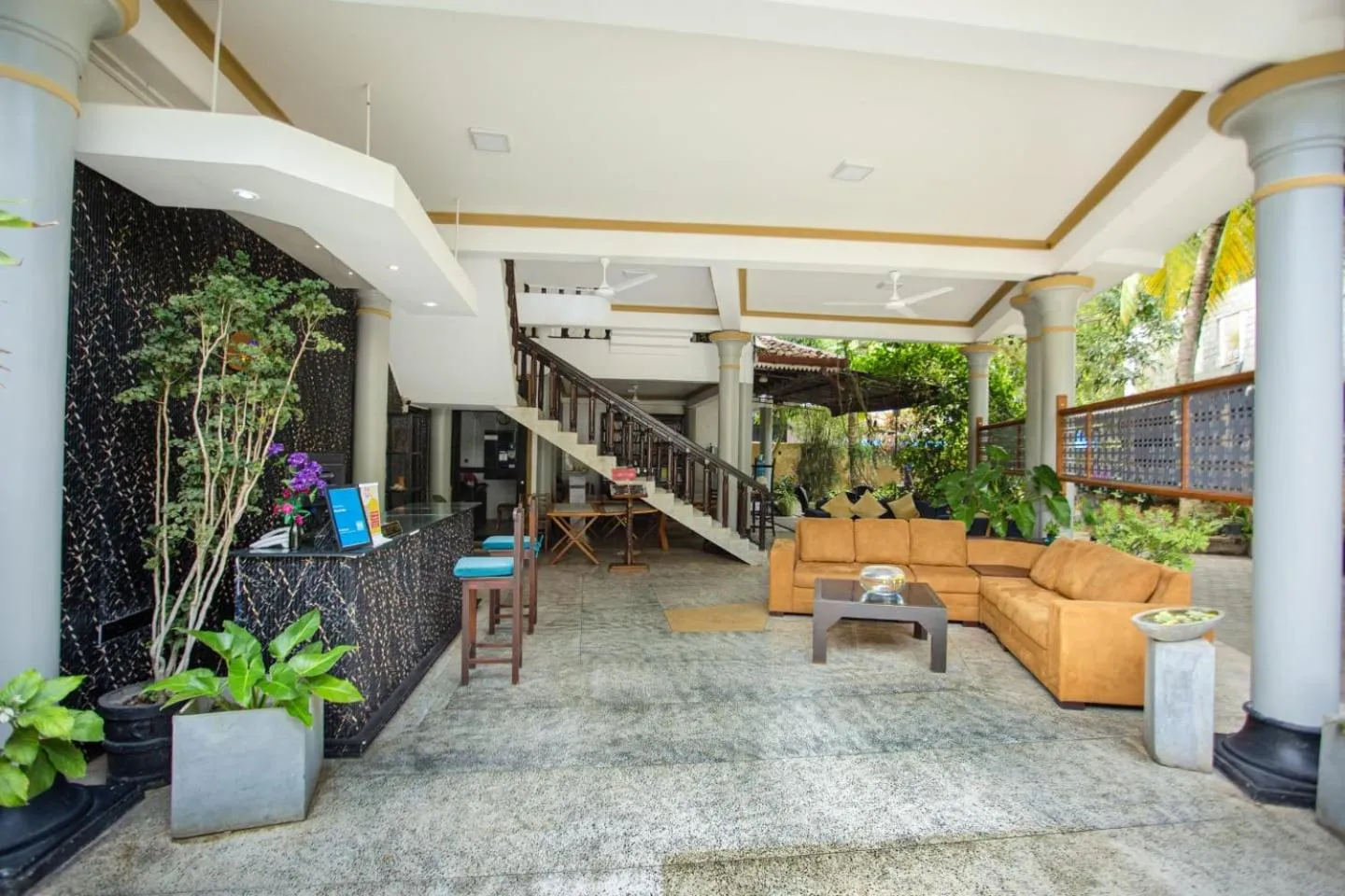 Property building in Manidi Villa