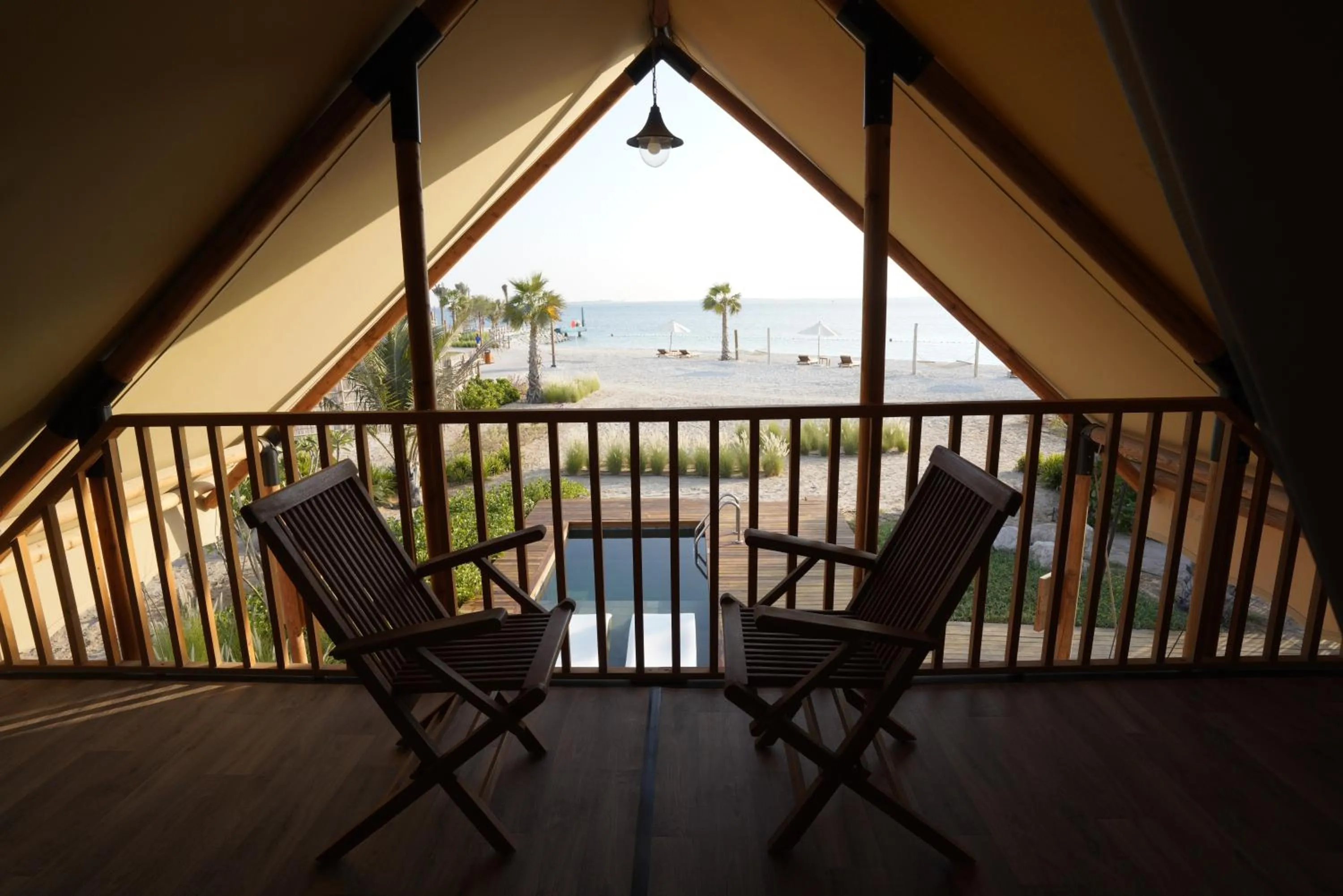Balcony/Terrace in Bab Al Nojoum Hudayriyat Camp