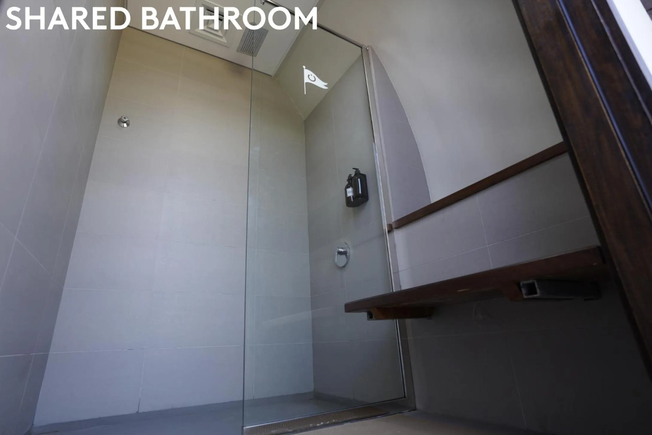 Bathroom in Bab Al Nojoum Hudayriyat Camp