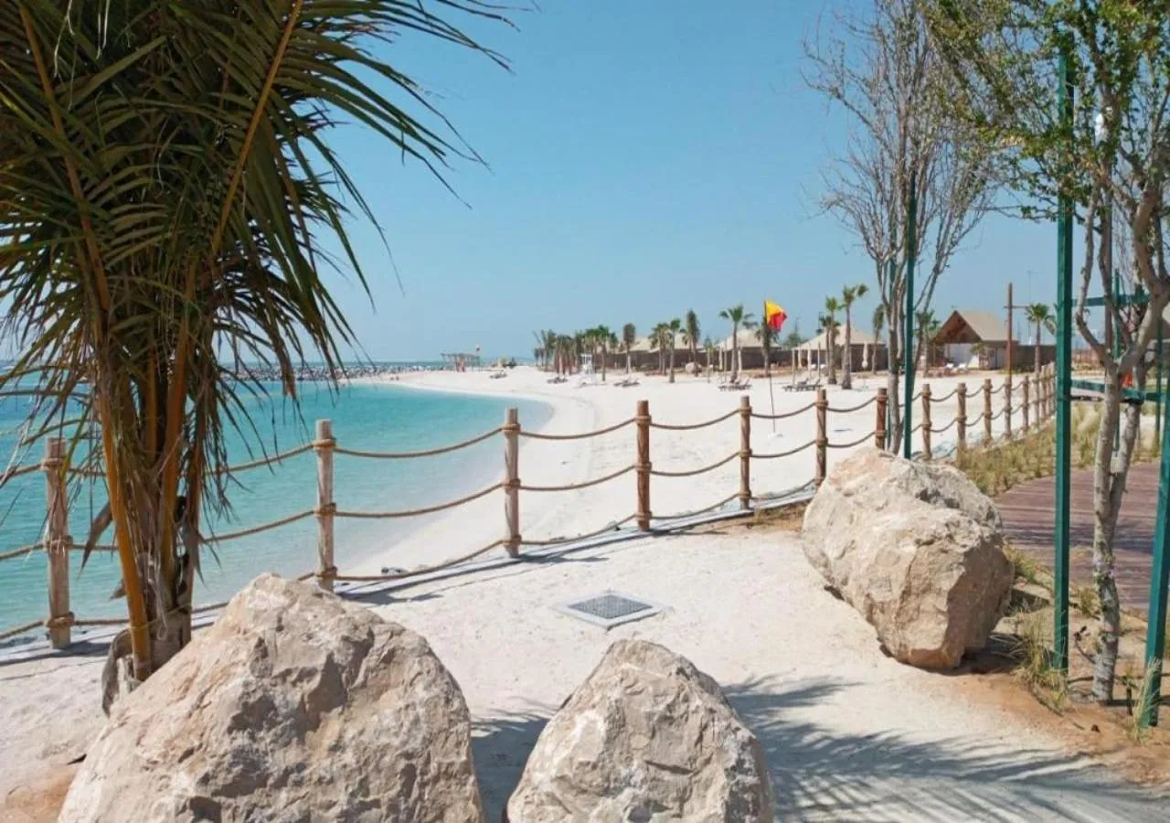 Beach in Bab Al Nojoum Hudayriyat Camp