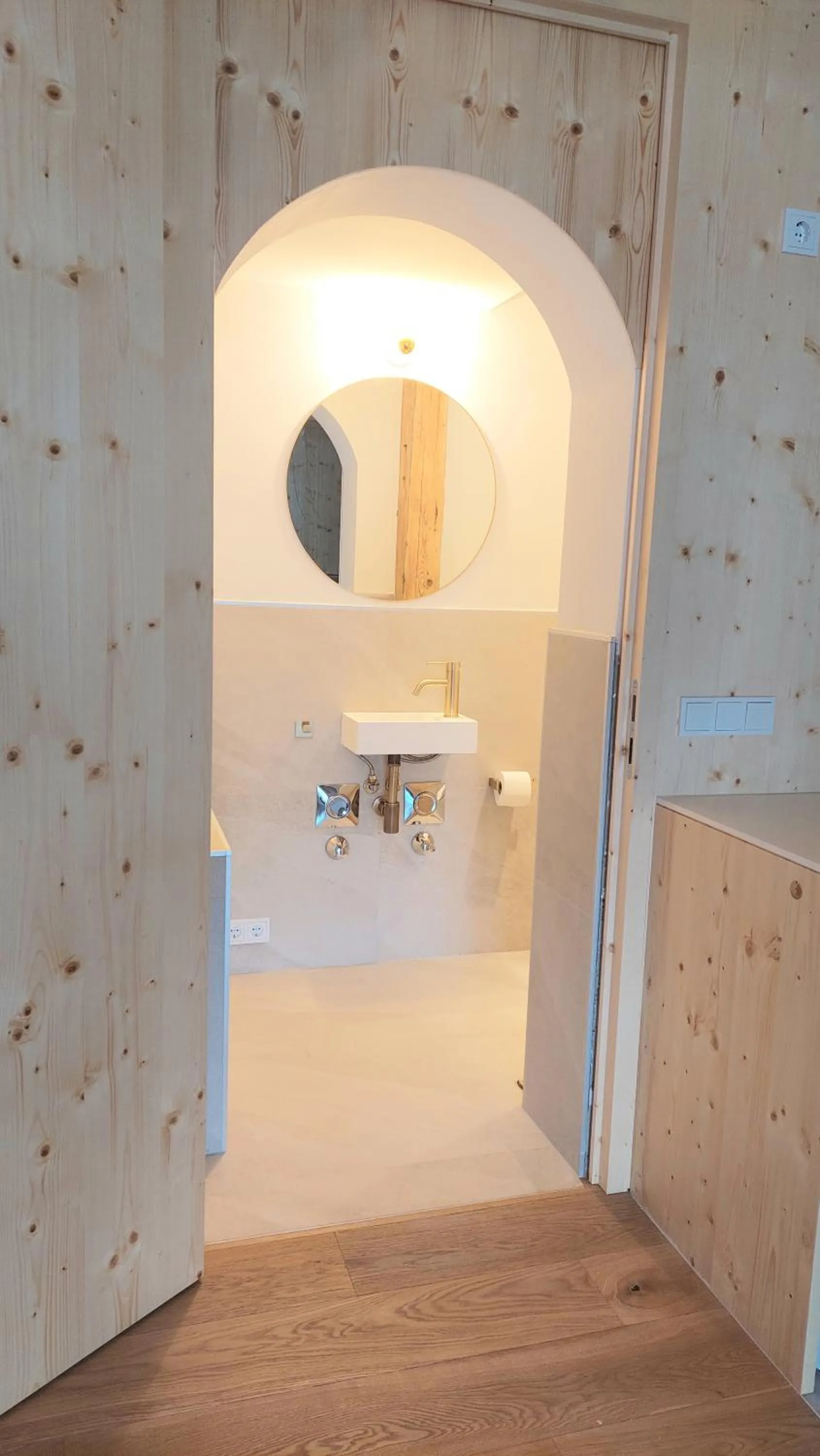 Toilet in Kranzmuehle - Ankommen am Achensee