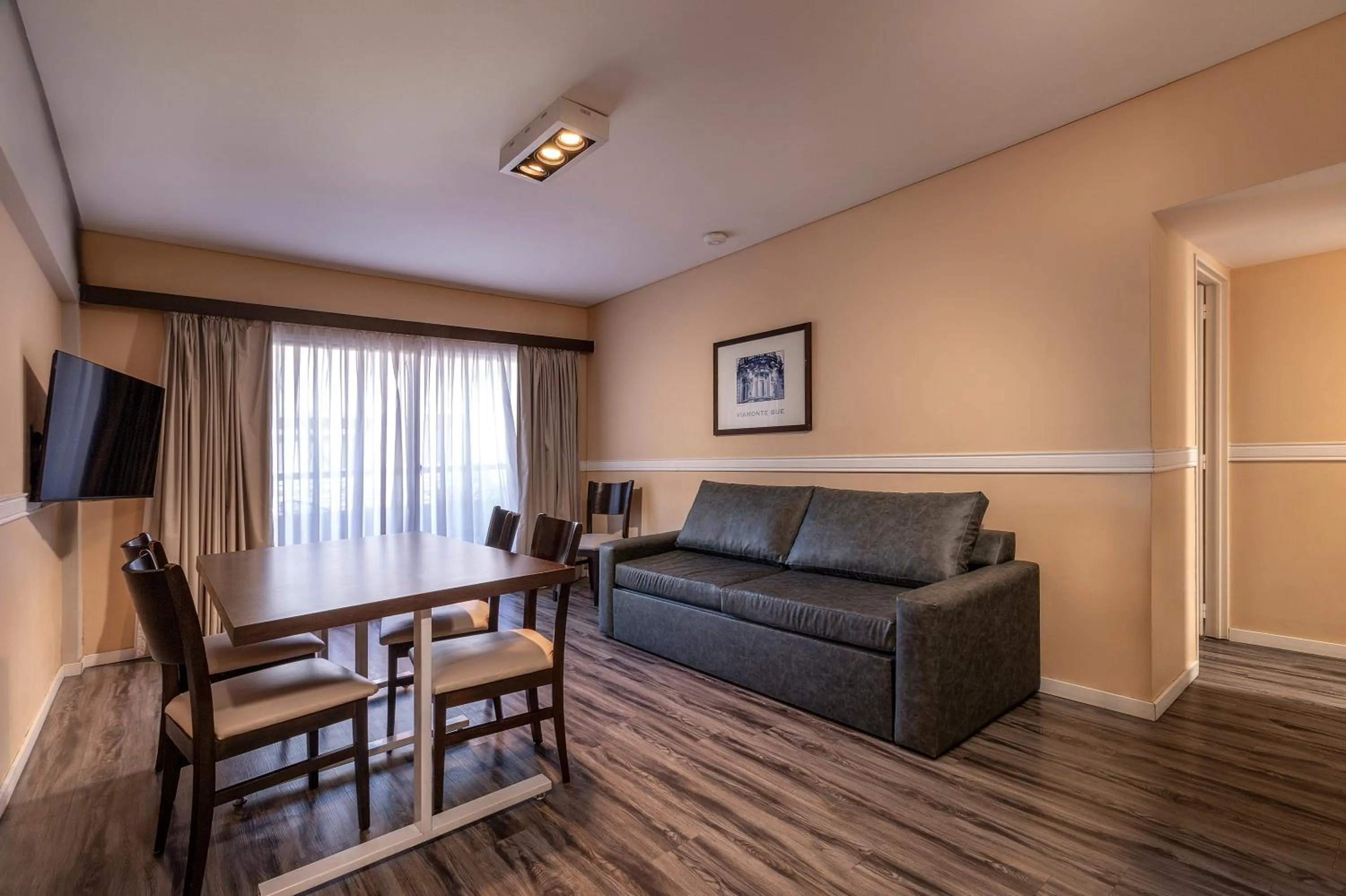 Living room in Up Viamonte Hotel