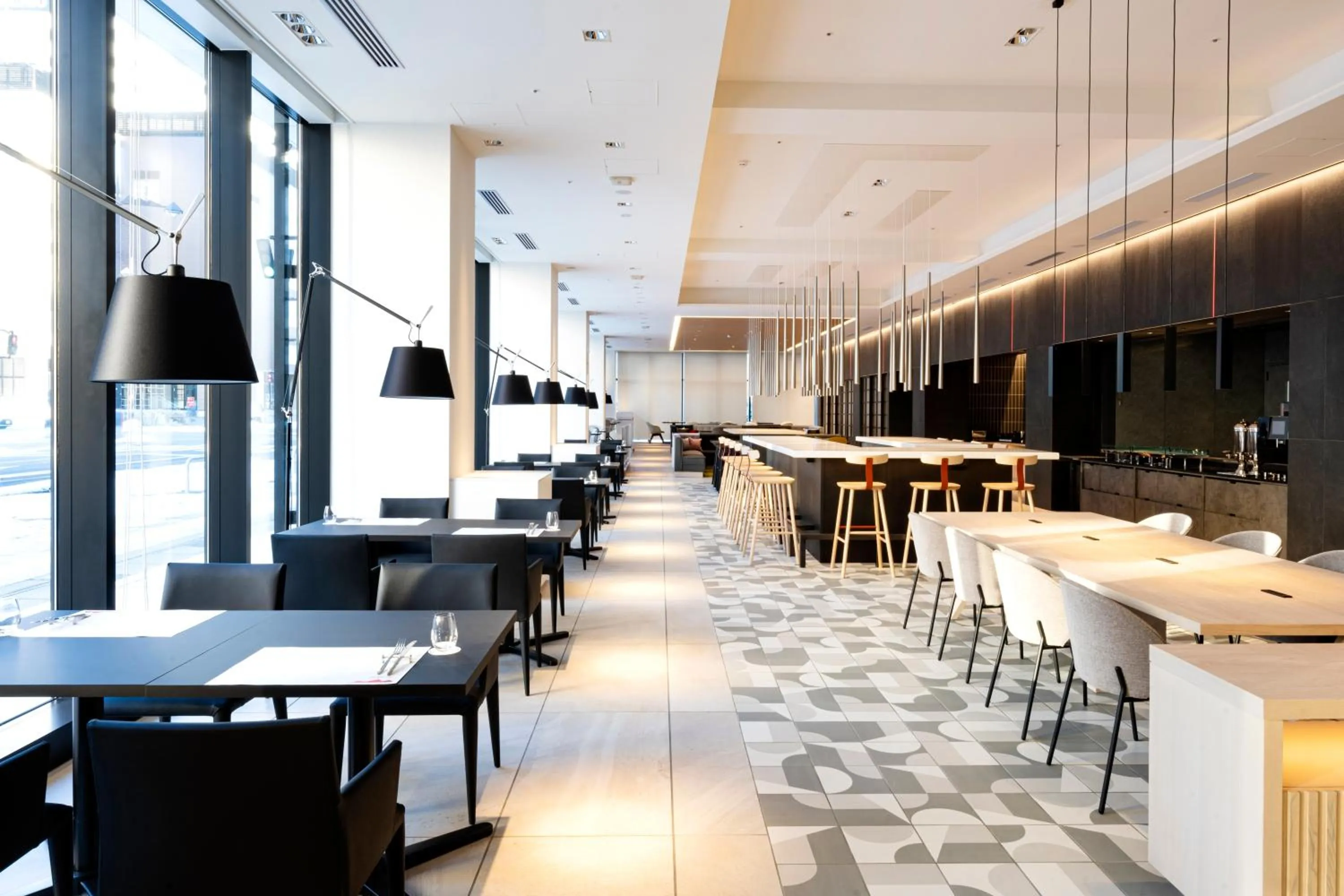 Restaurant/places to eat in Hotel JAL City Toyama