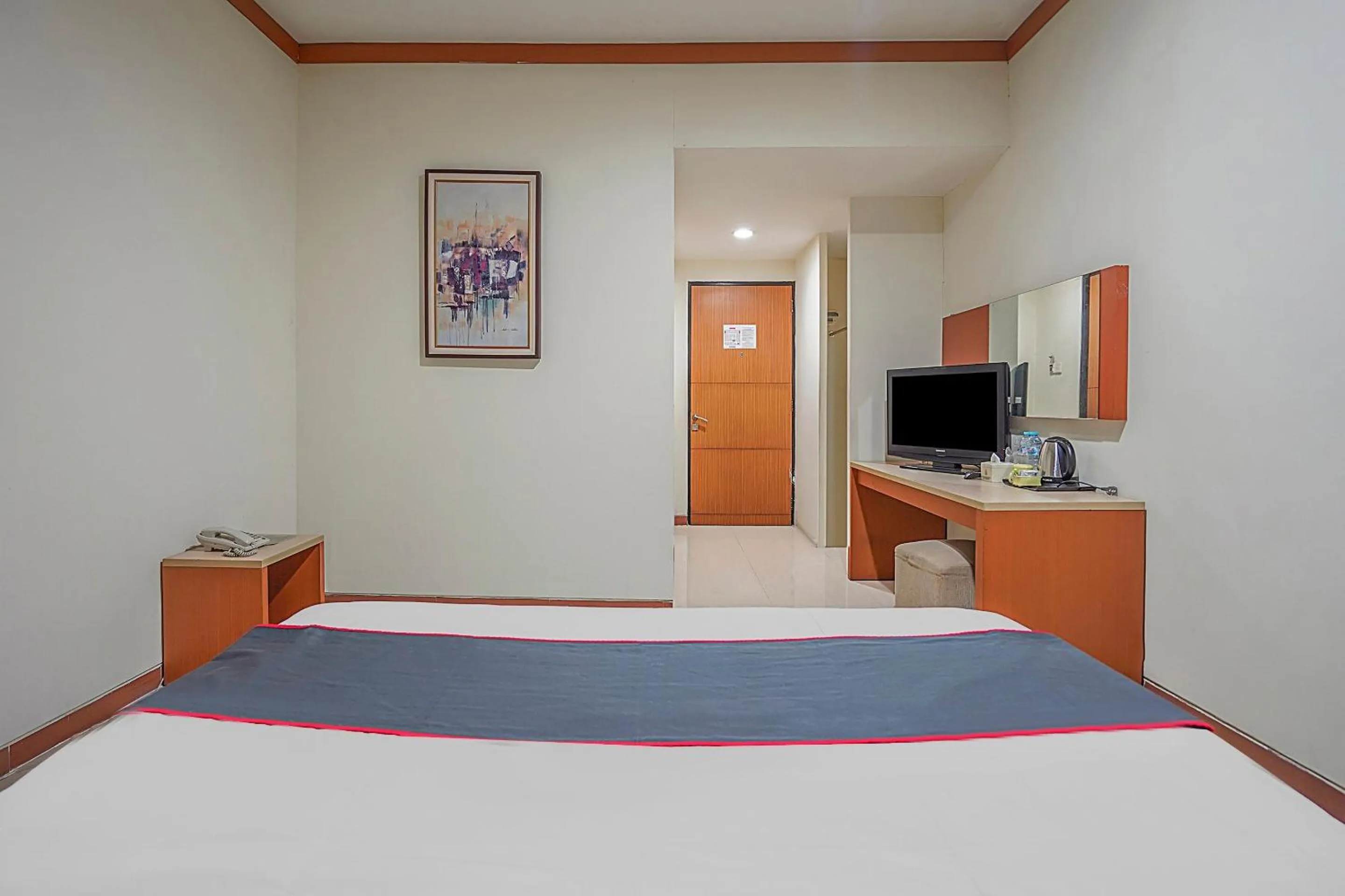 Bedroom, Bed in Collection O 90724 Hotel Sinar Sidoarjo