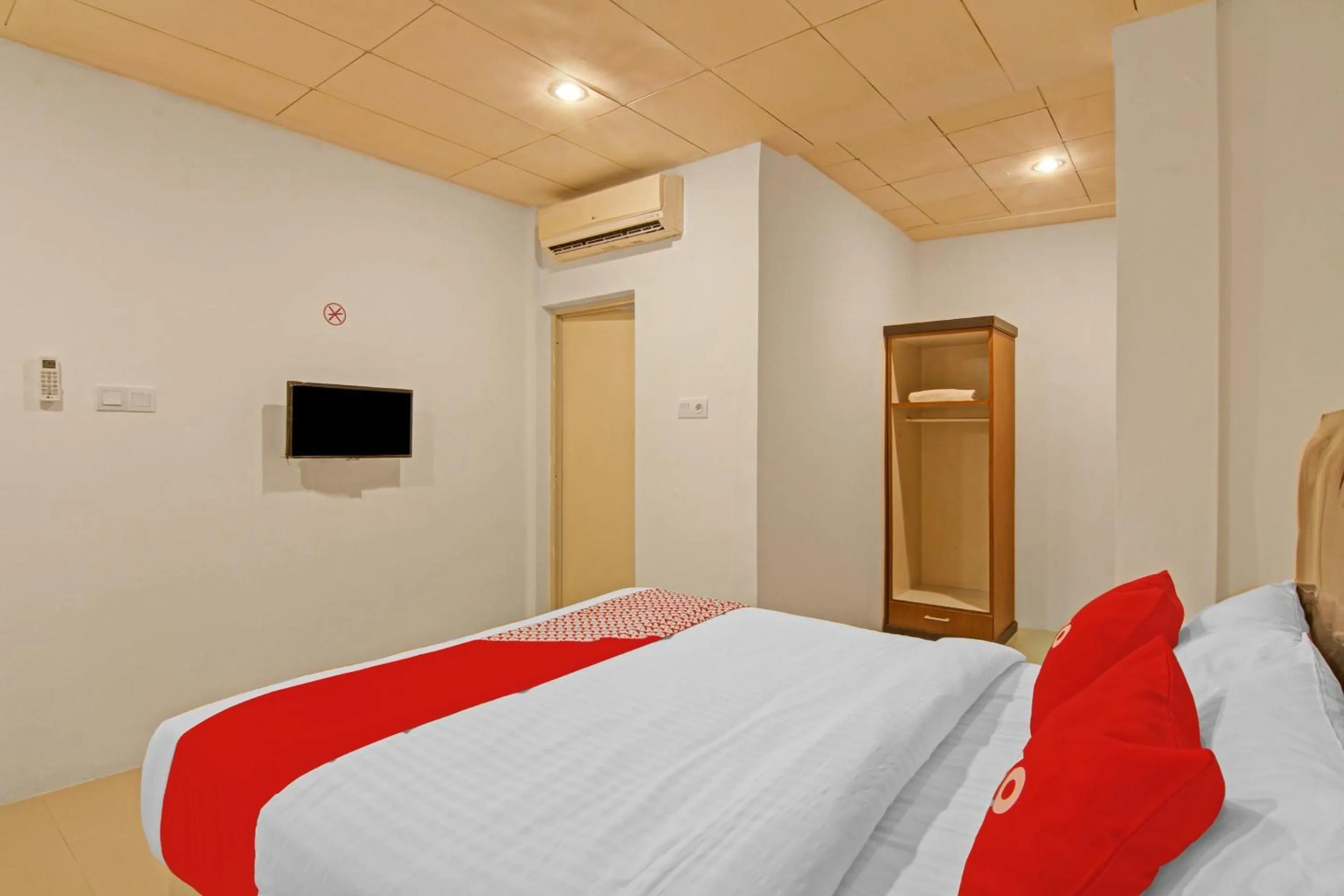 Bedroom, Bed in Hotel O Paris Street Residence Syariah