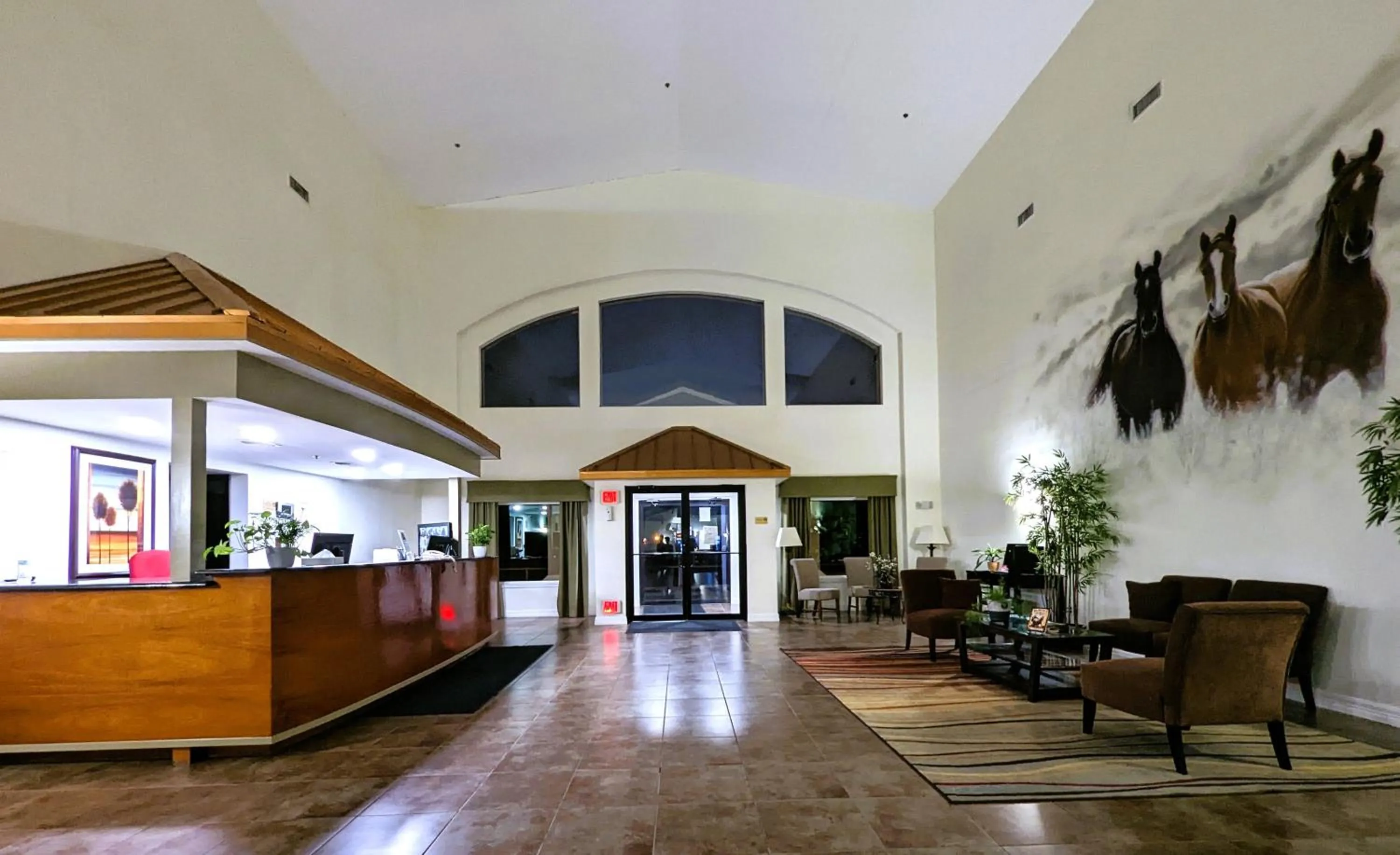 Lobby or reception in FairBridge Inn & Suites Canadian