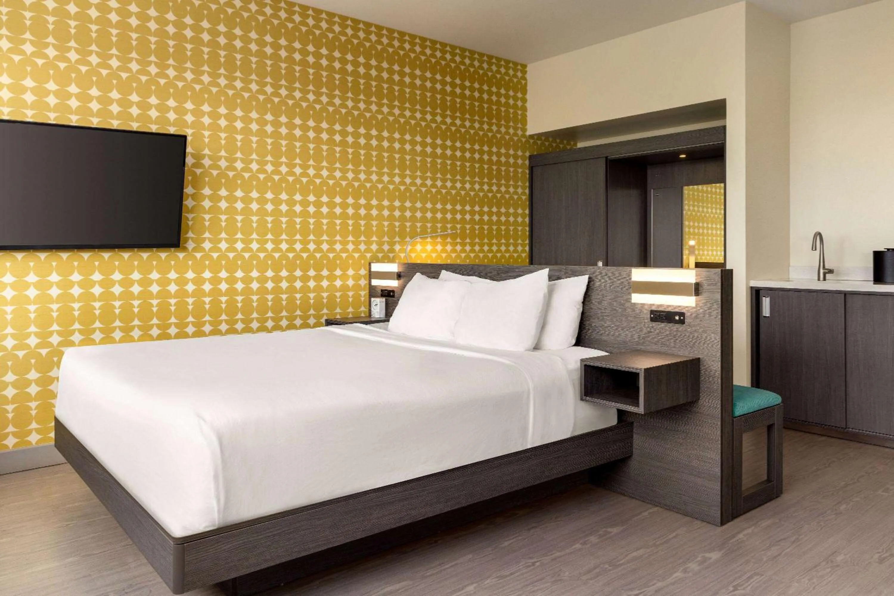 Photo of the whole room, Bed in The Orbit Hotel, Trademark Collection by Wyndham