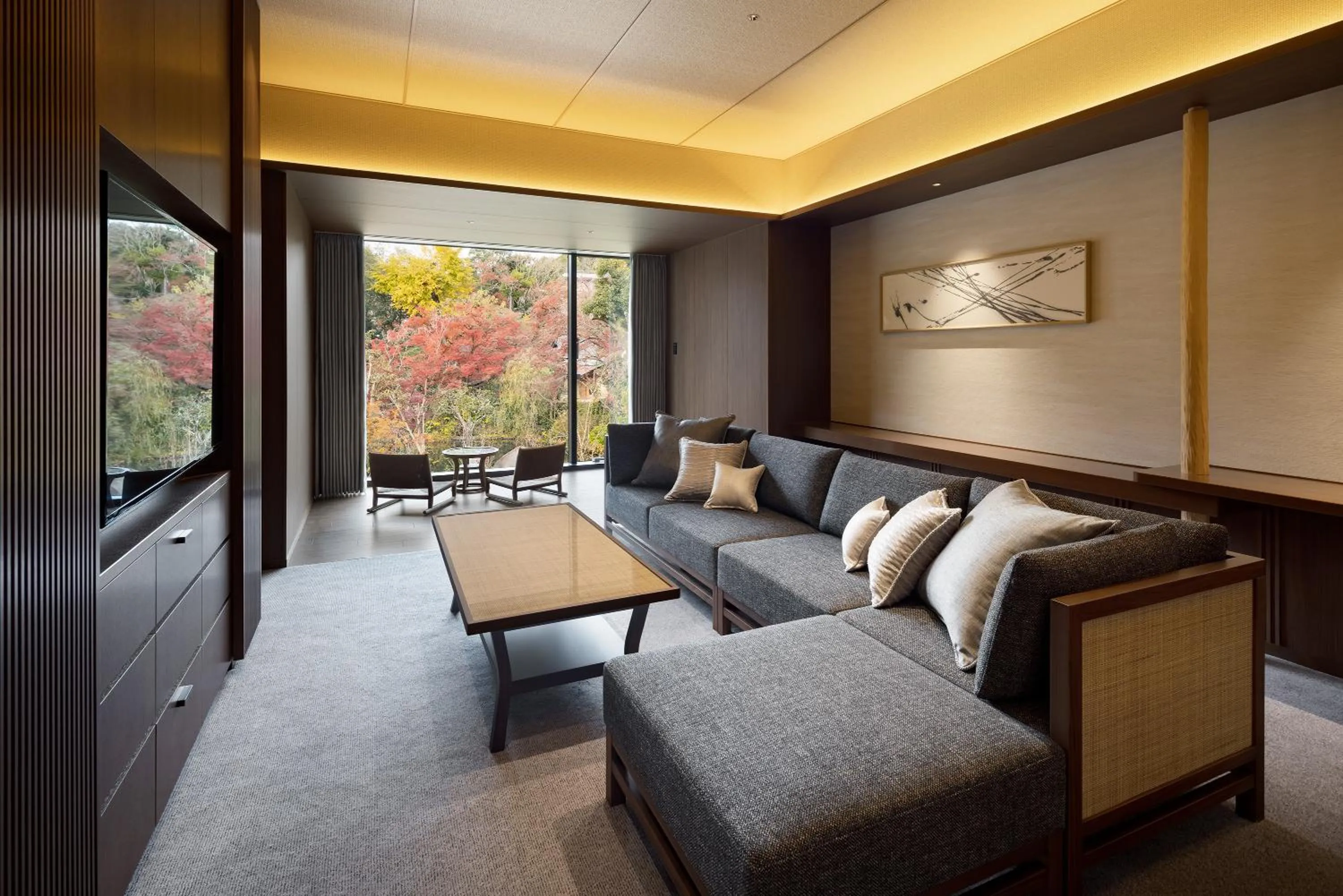 Living room in Hotel Okura Kyoto Okazaki Bettei