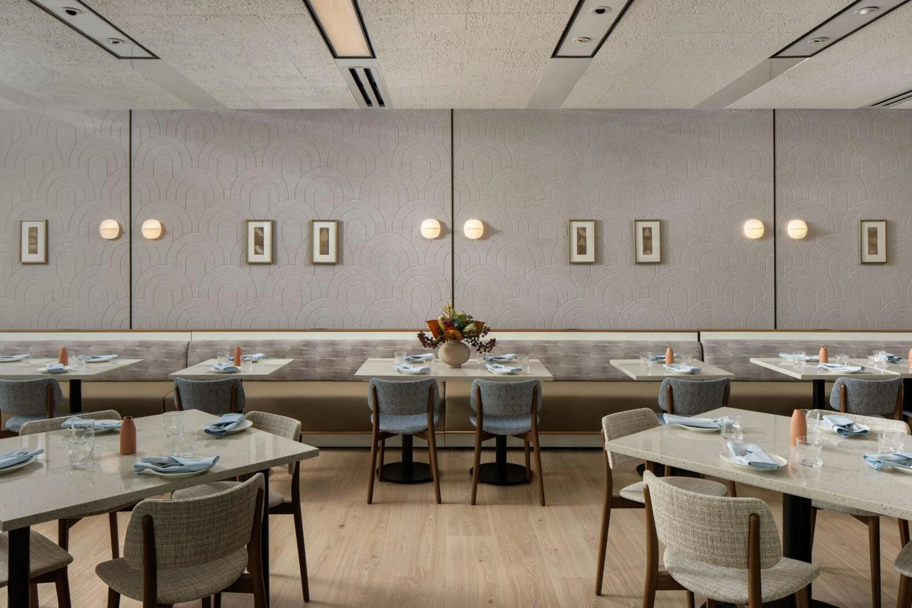 Dining area in Hotel Marcel New Haven, Tapestry Collection By Hilton