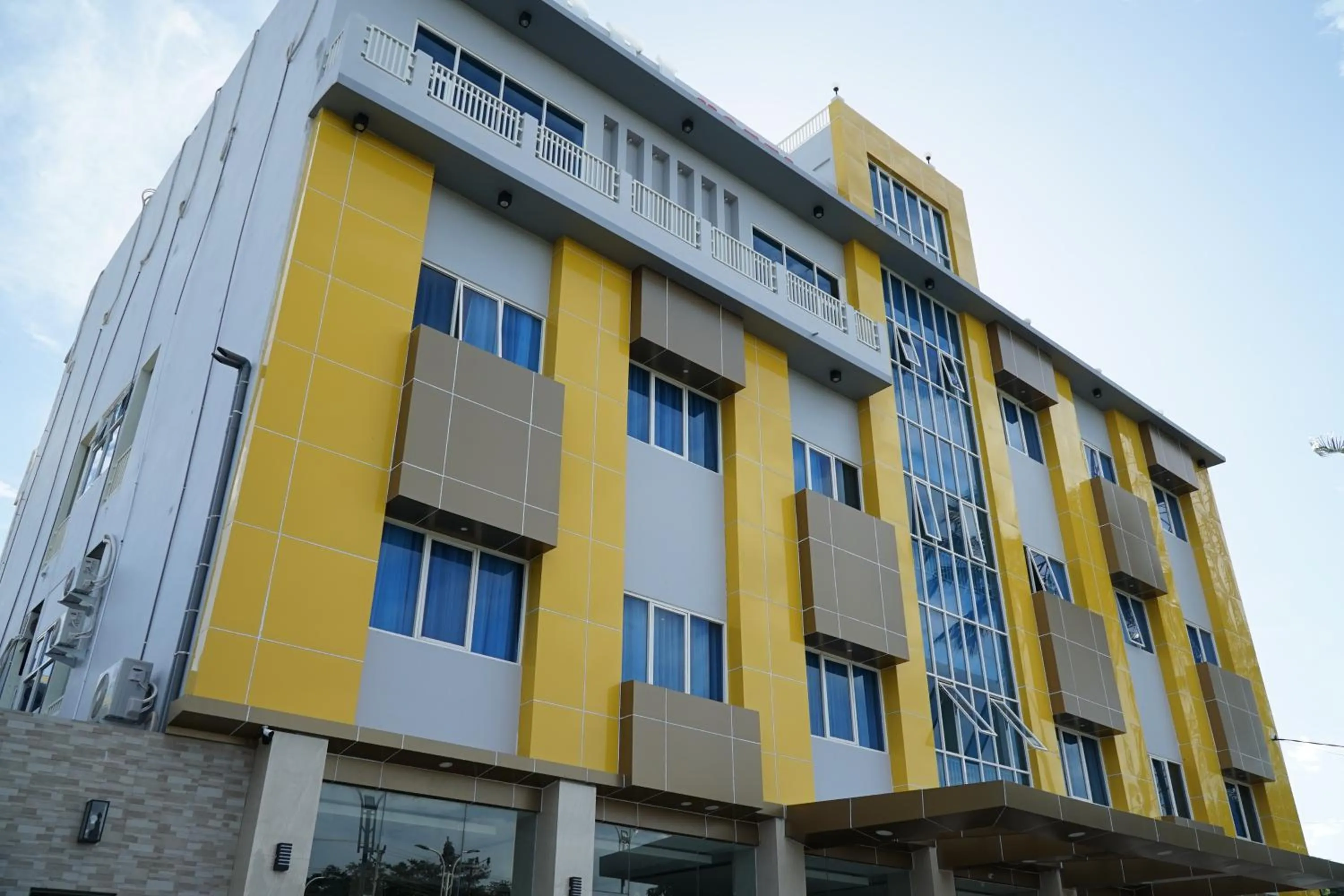 Property building in Kirei Hotel