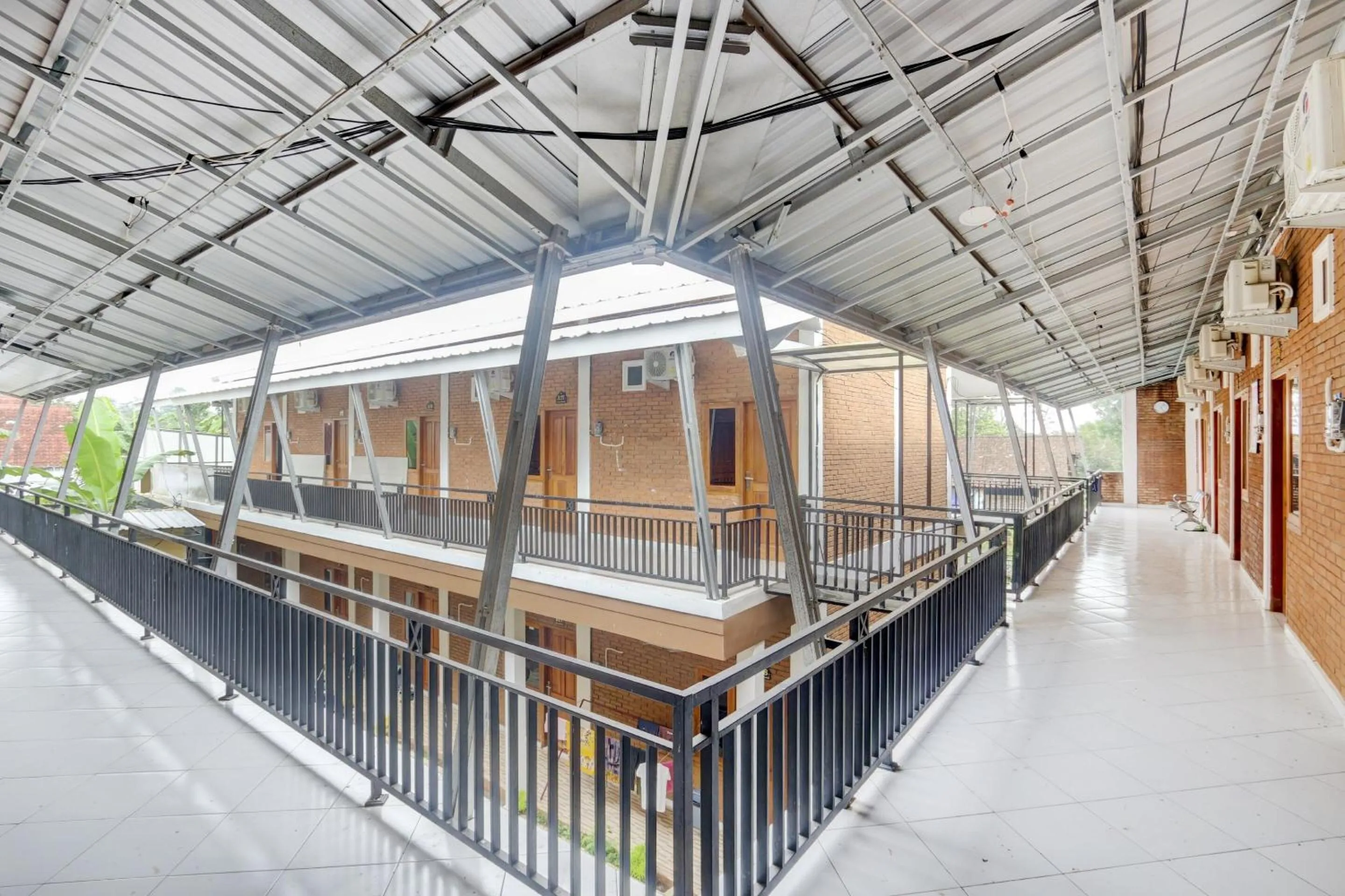 Lobby or reception in Hotel O D Kost In Kandri Semarang