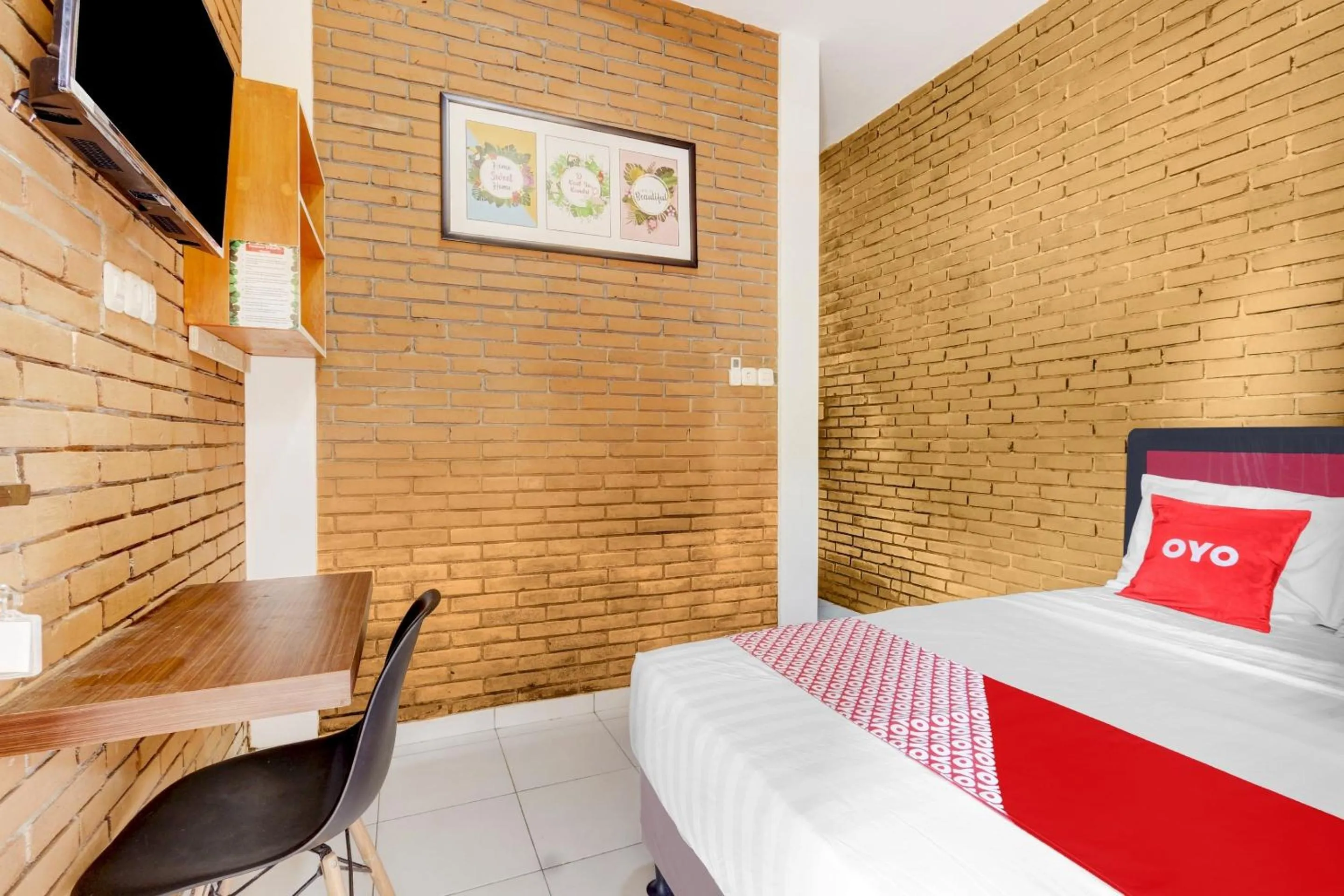 Bedroom, Bed in Hotel O D Kost In Kandri Semarang