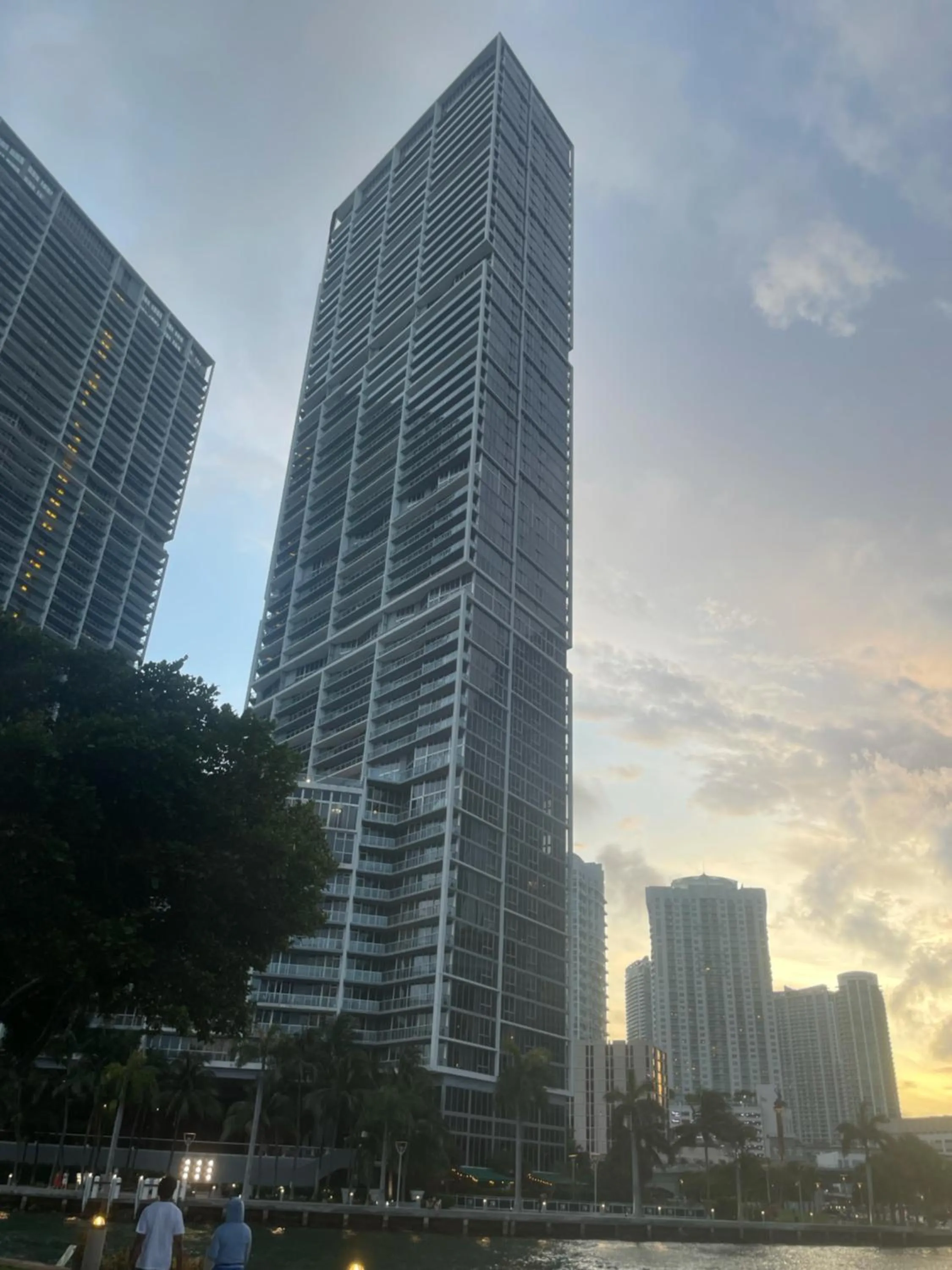 IconBrickell Tower 3 W Residences