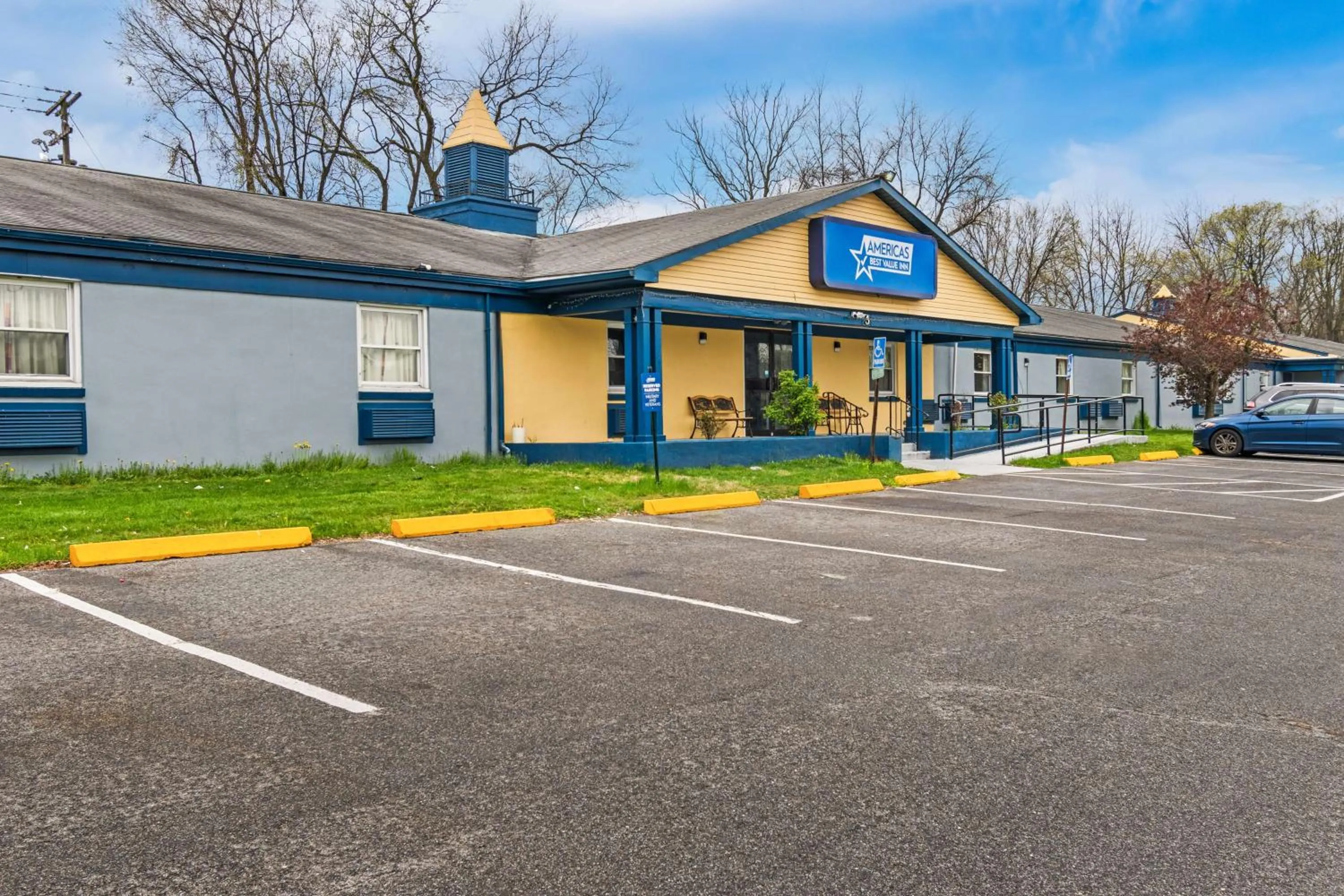 Property building in Americas Best Value Inn Carlisle