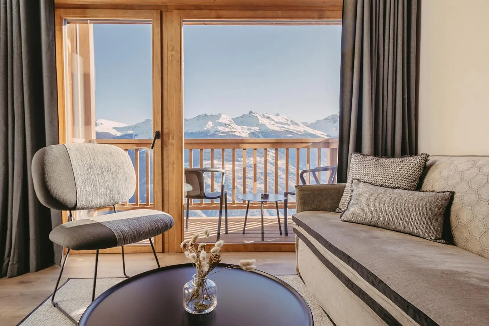 Living room in Eringer Hotel