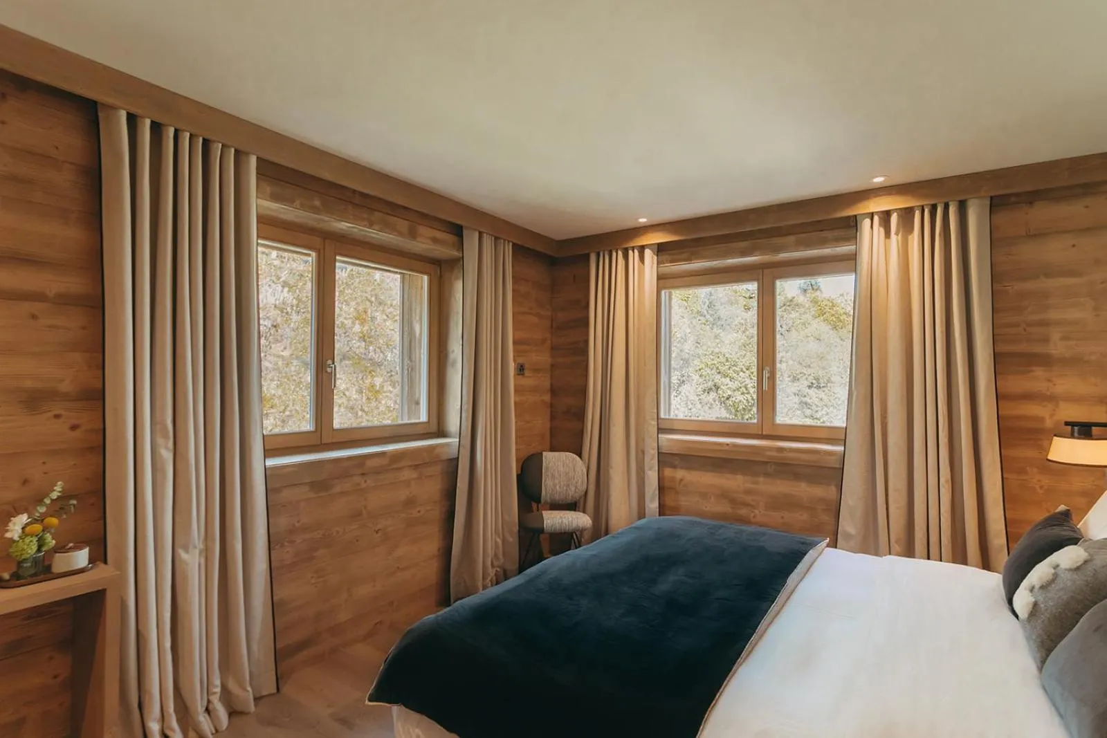 Bedroom, Bed in Eringer Hotel