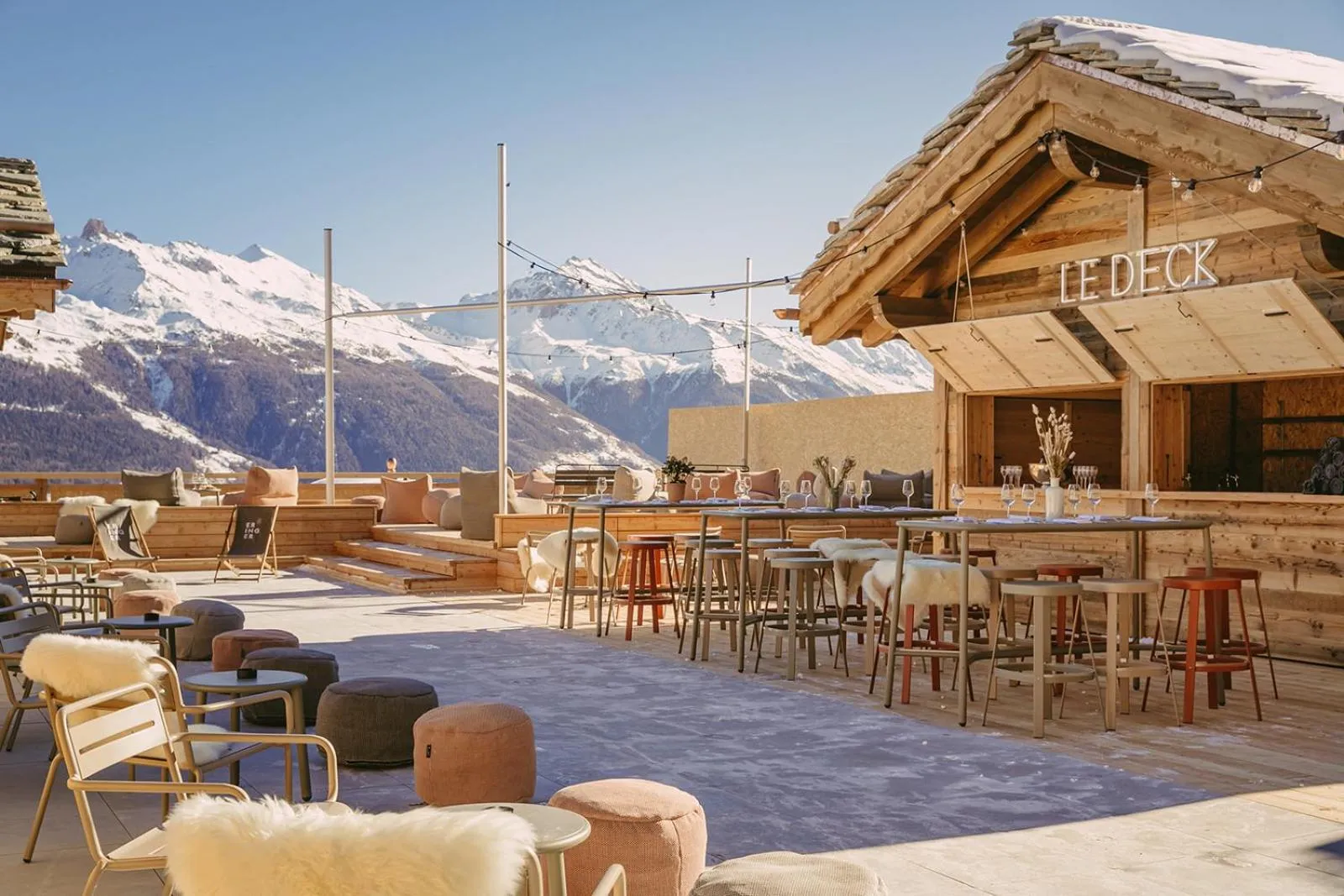 Patio in Eringer Hotel