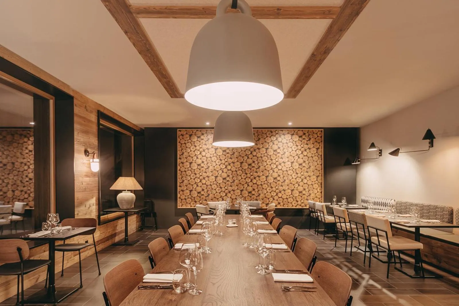 Restaurant/places to eat in Eringer Hotel